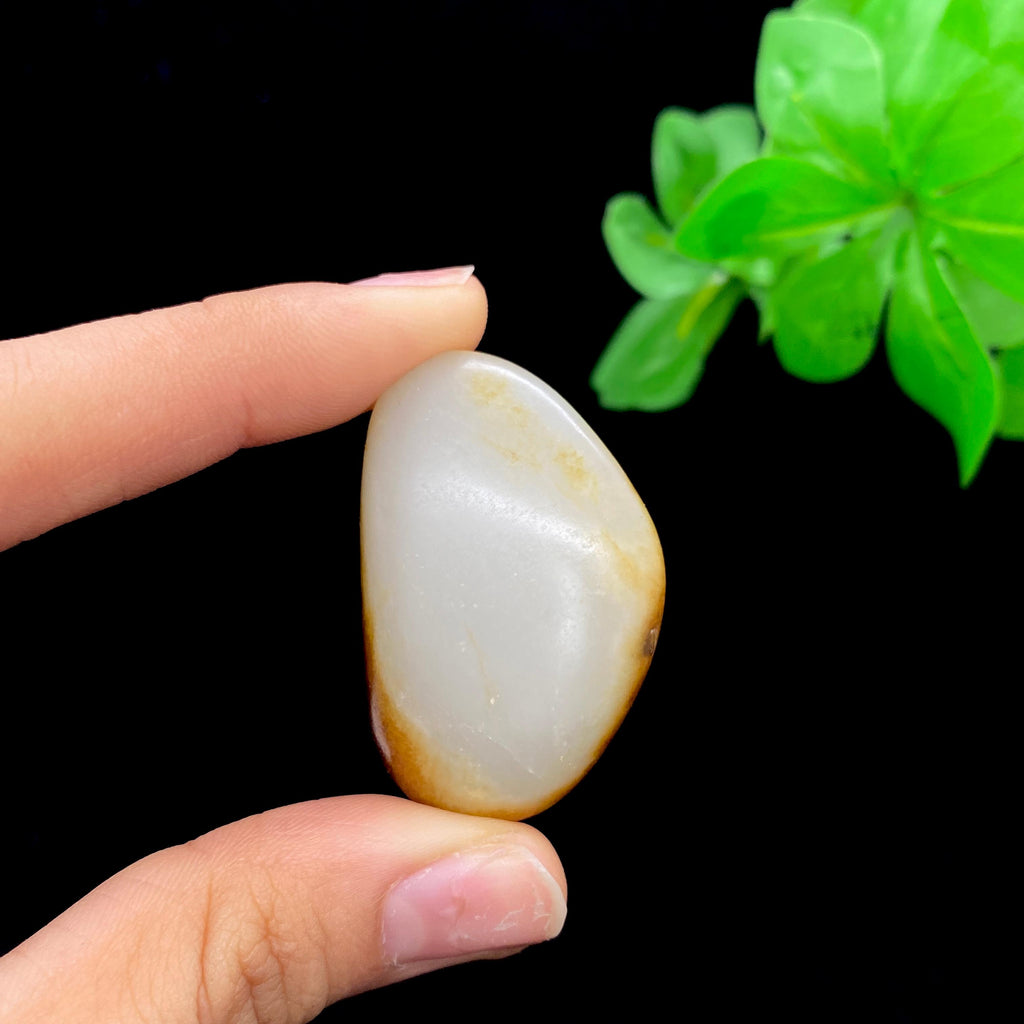 和田玉秋梨黄皮籽料挂件（28.1g）