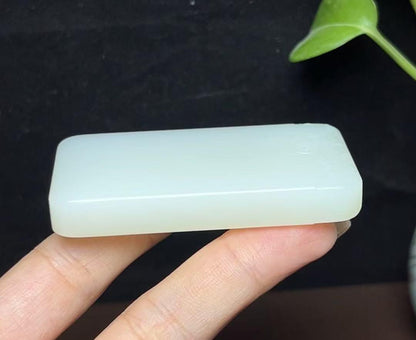 和田羊脂玉平安无事牌（73.1g）