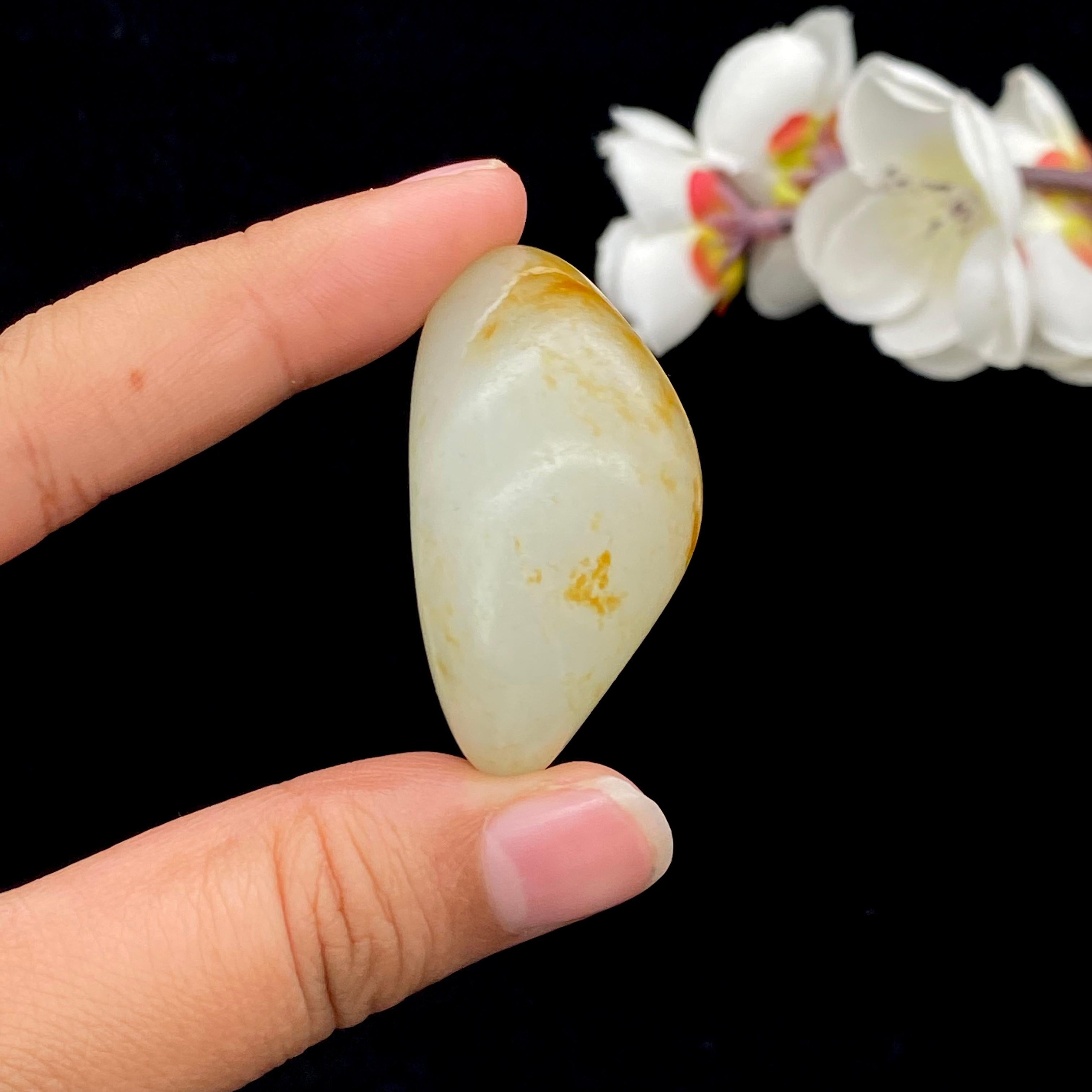 和田玉洒金皮籽料挂件（43.4g）