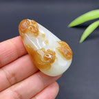 和田玉糖羊脂白玉连年有余（36.59g）