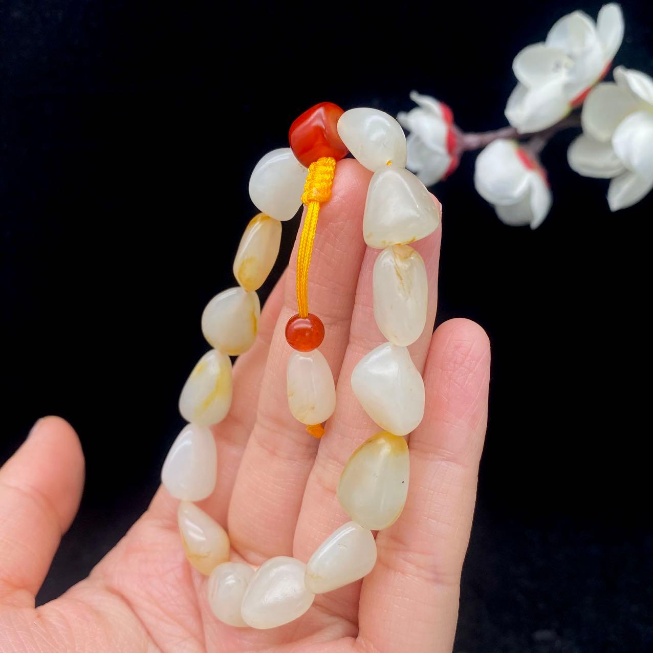 和田玉洒金皮籽料【精品手串】（25.4g）
