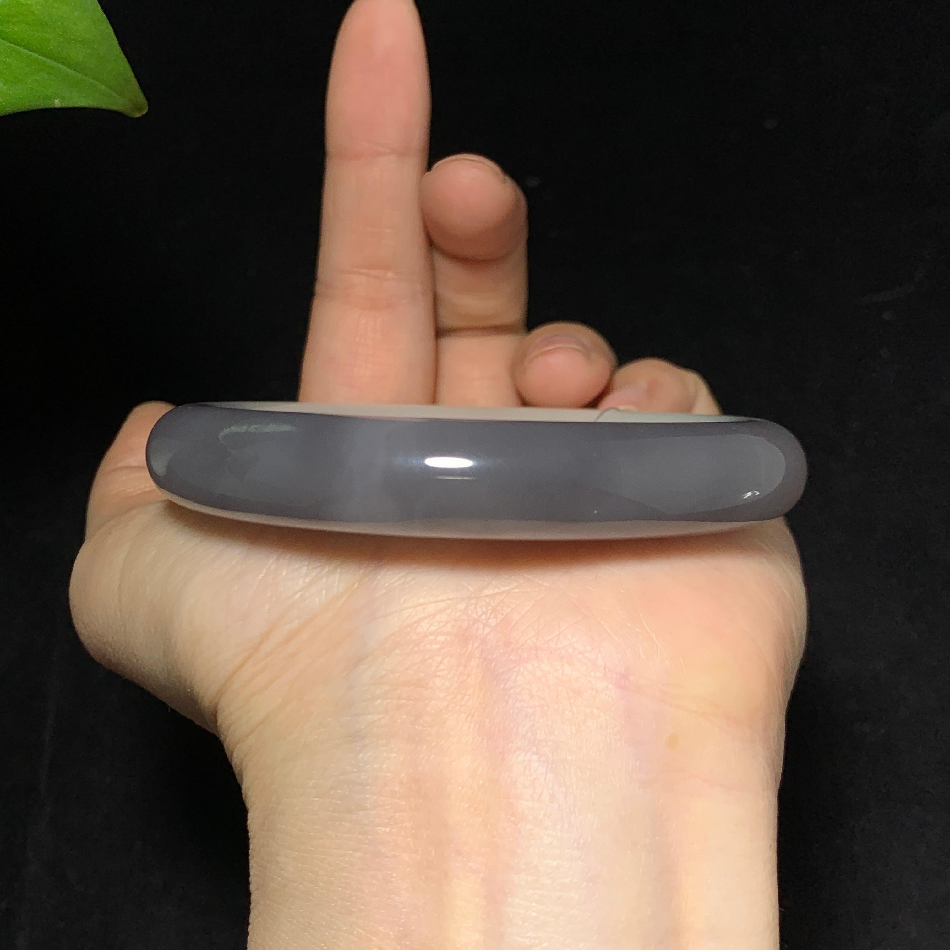 收藏级和田玉高冰底紫罗兰手镯（66.5g）