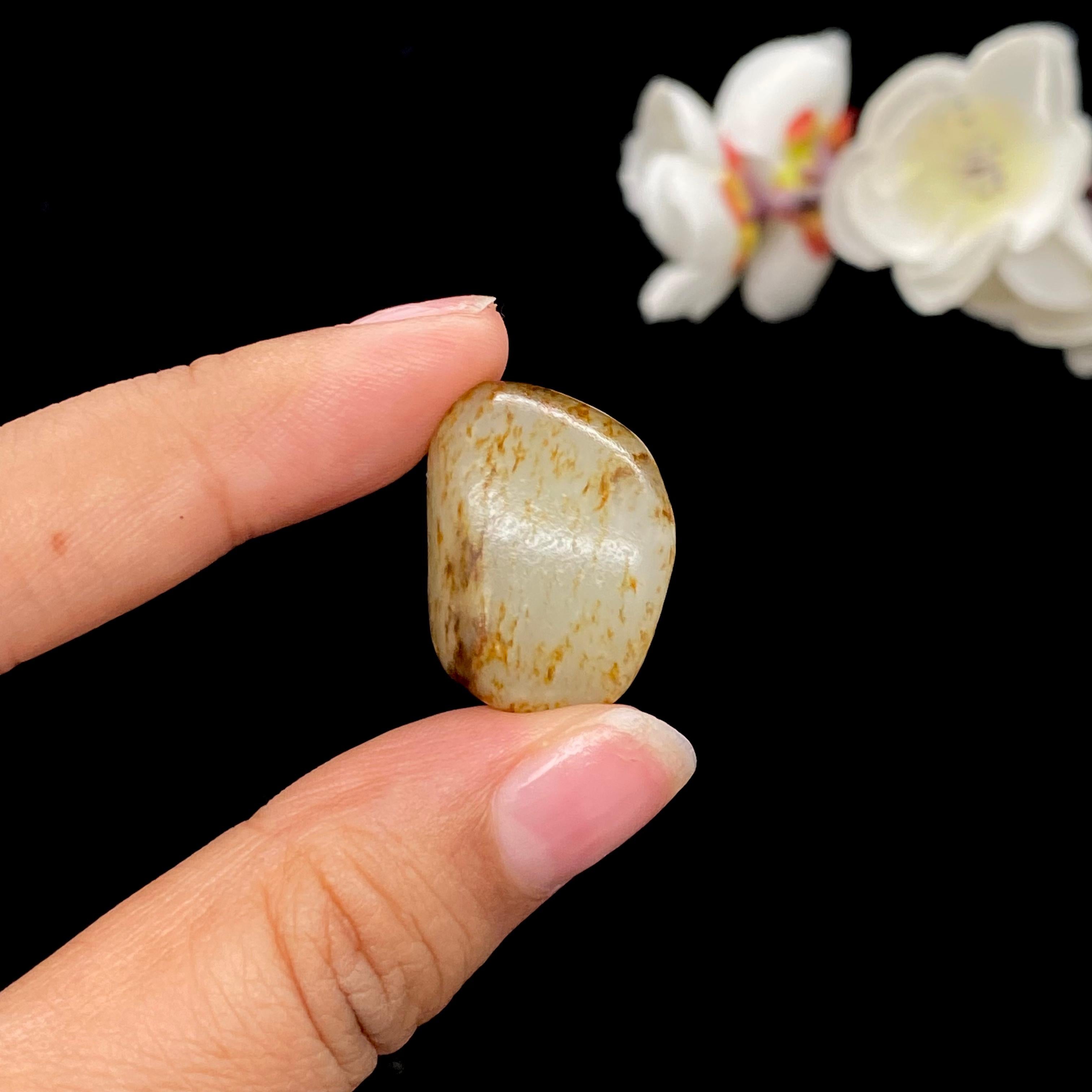 和田玉洒金皮籽料（8.2g）