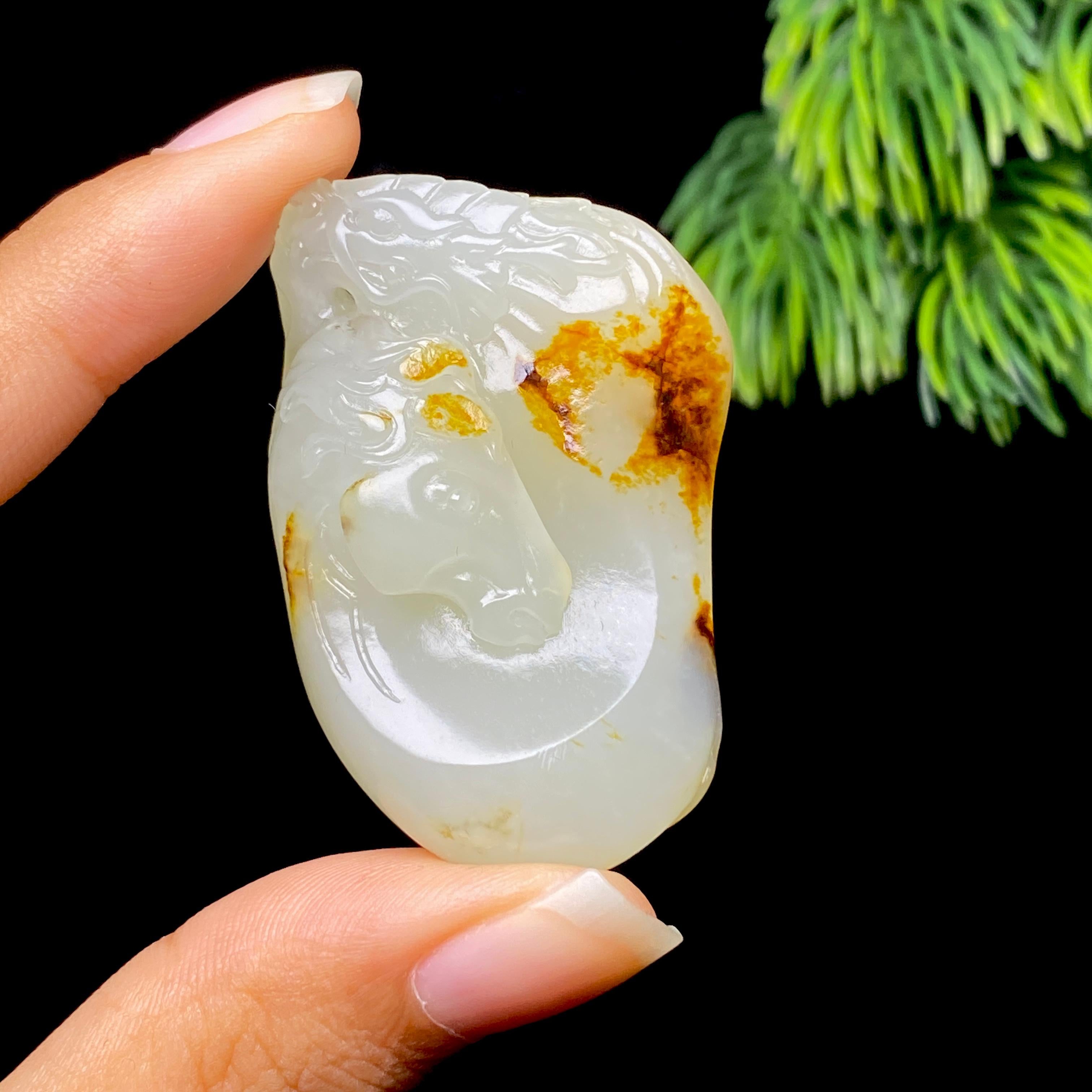 和田玉籽料龙马精神（29.5g）