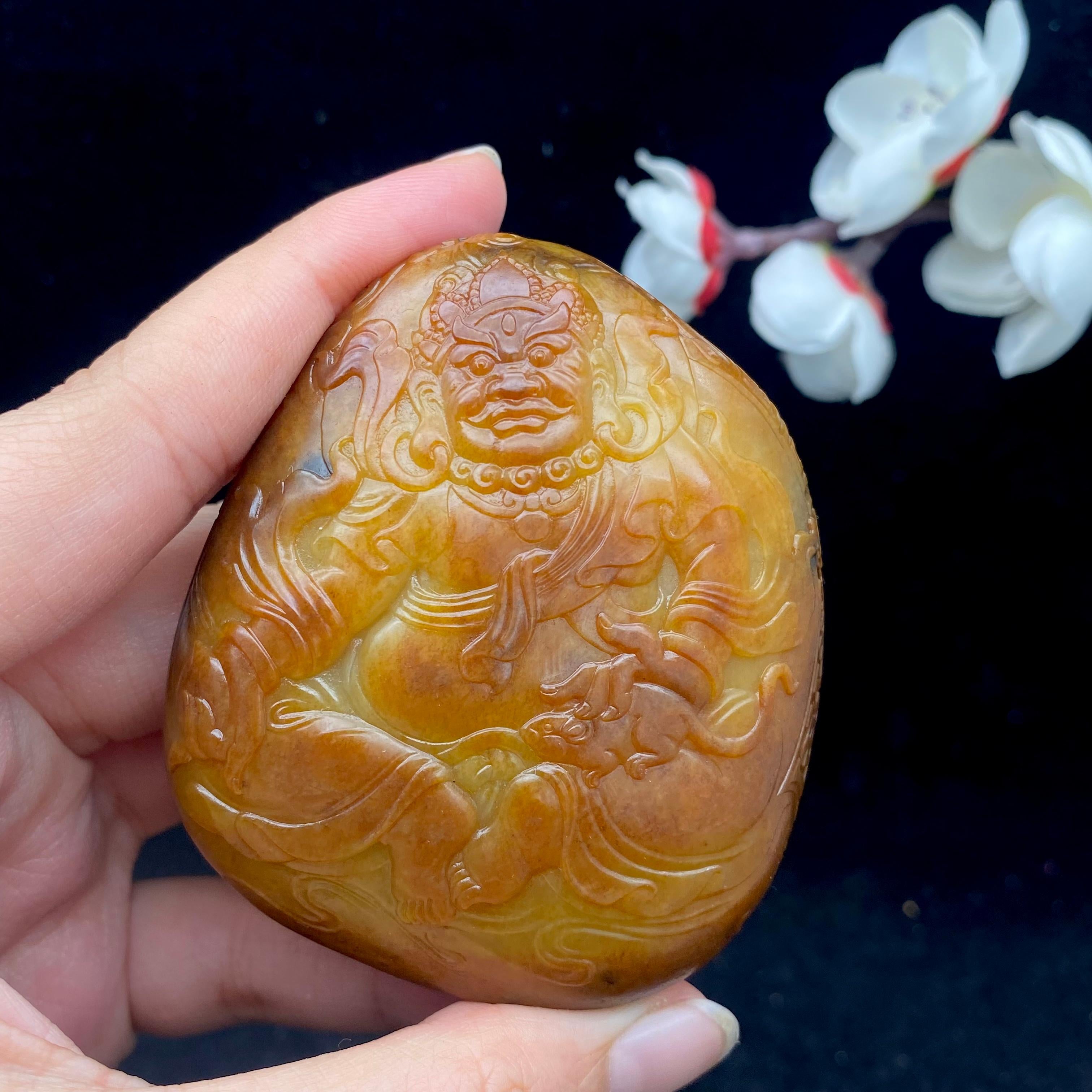 和田玉黄沁皮籽料【黄财神】手把件（176.9g）