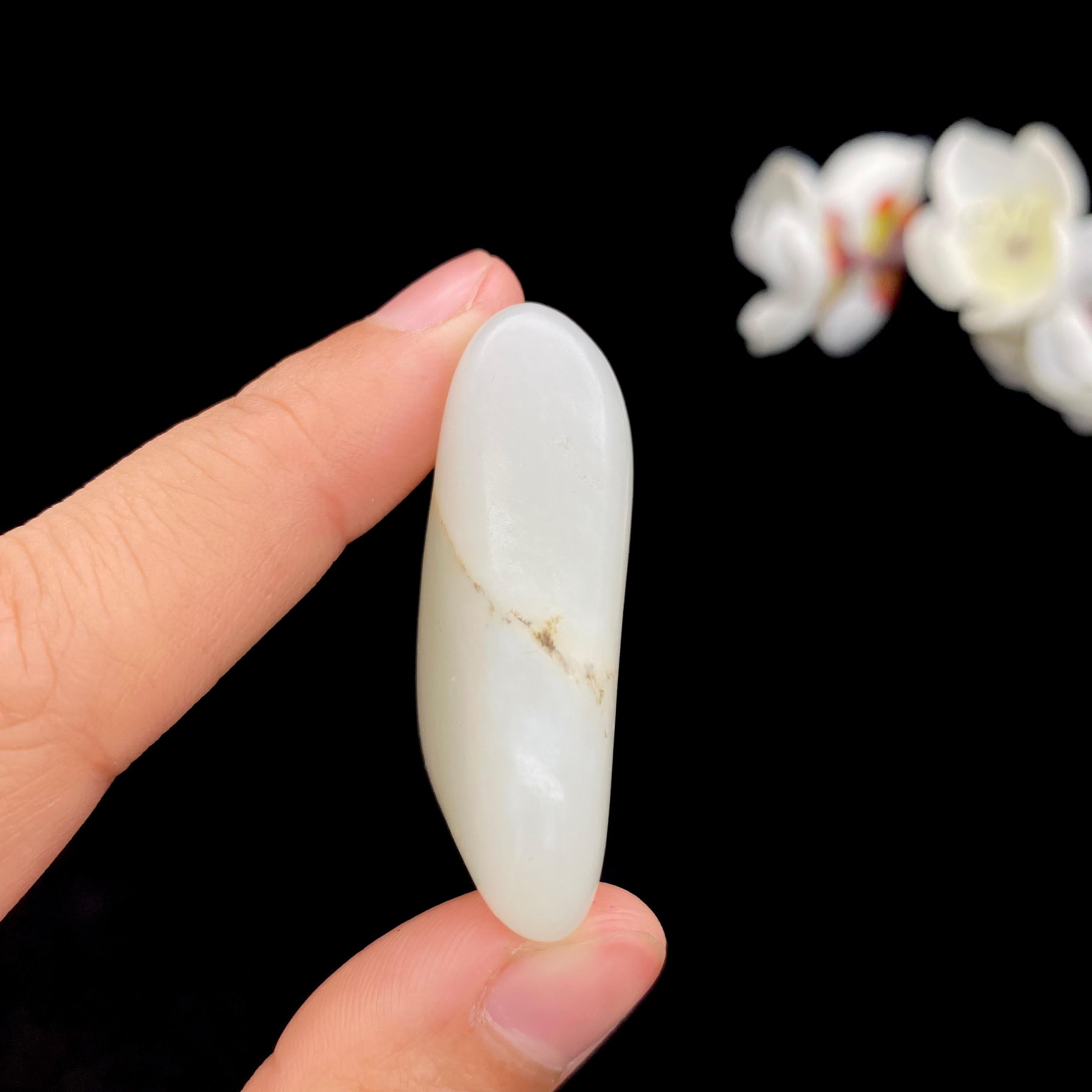 和田玉白玉籽料原石（21.3g）