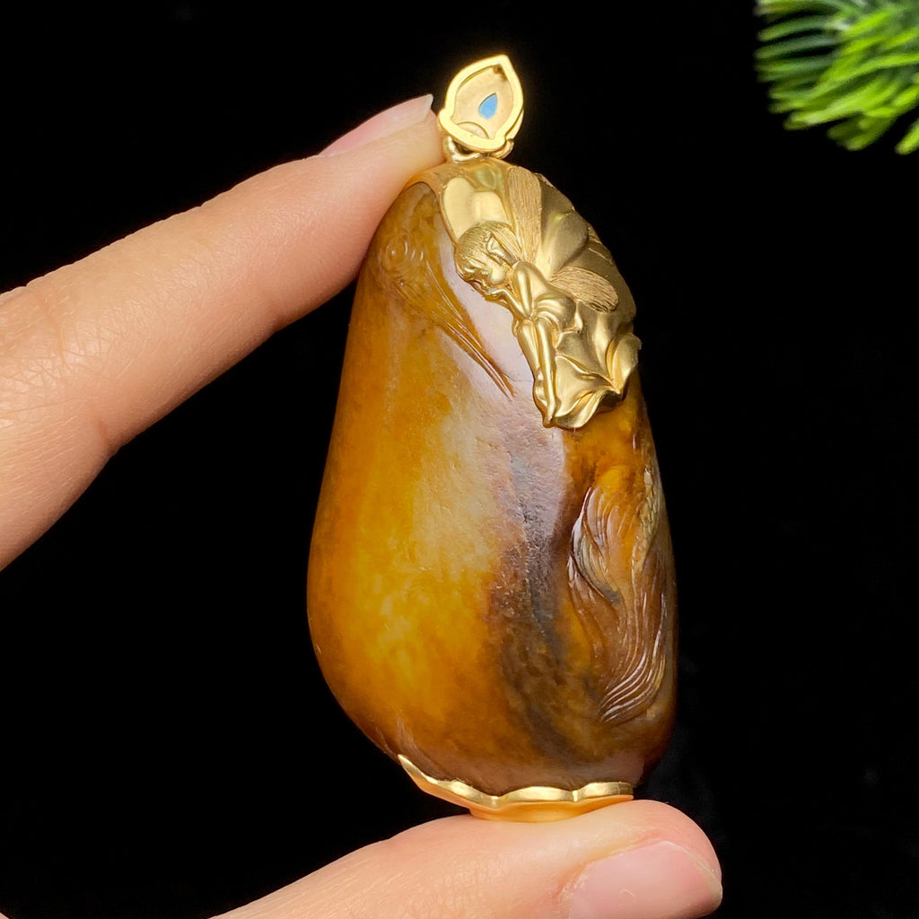 和田玉籽料18K金佛公（66.7g）