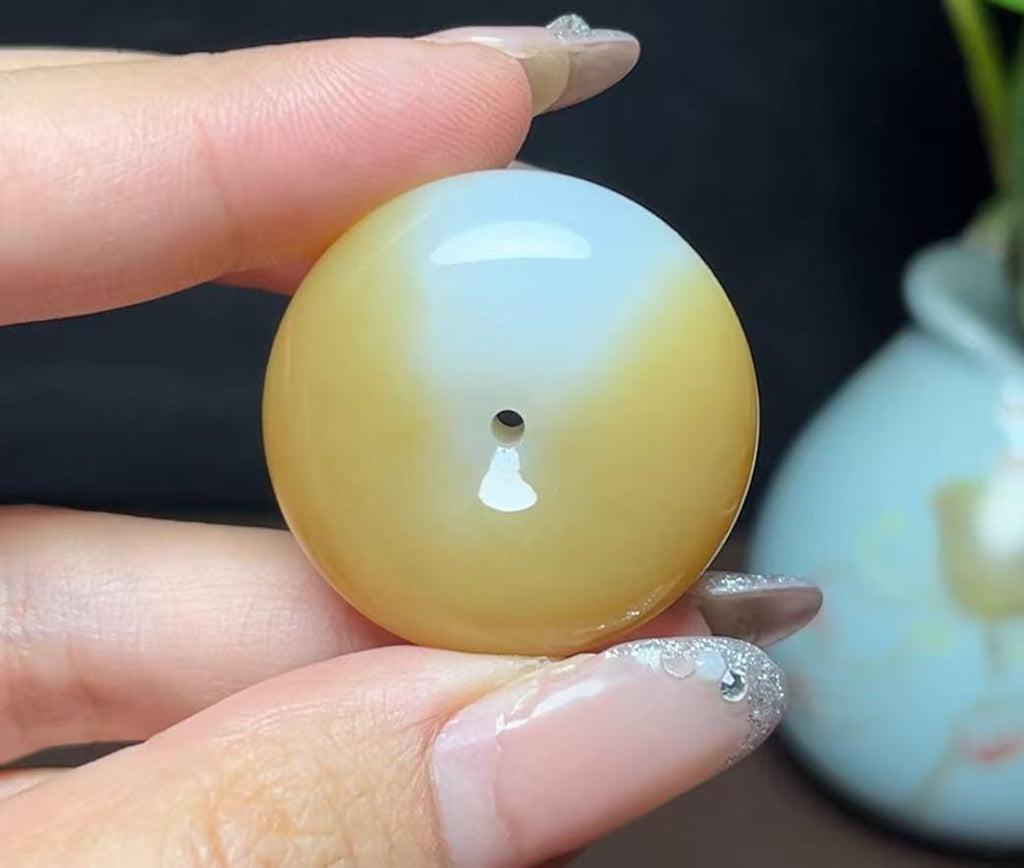 新疆和田玉且末糖白羊脂玉平安扣（24.7g）