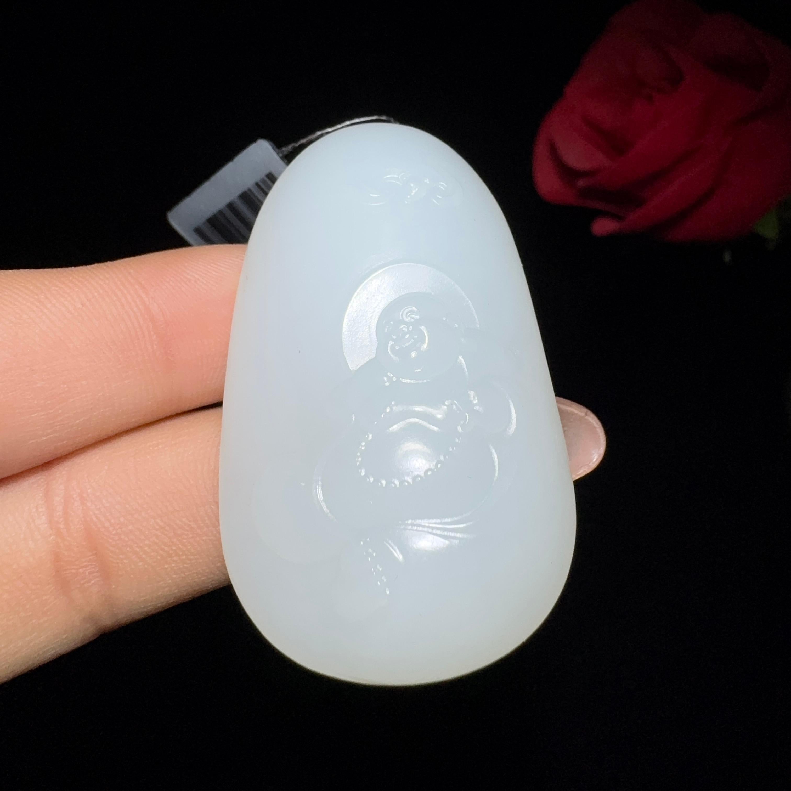 和田玉白玉挂件佛公（27.9g）