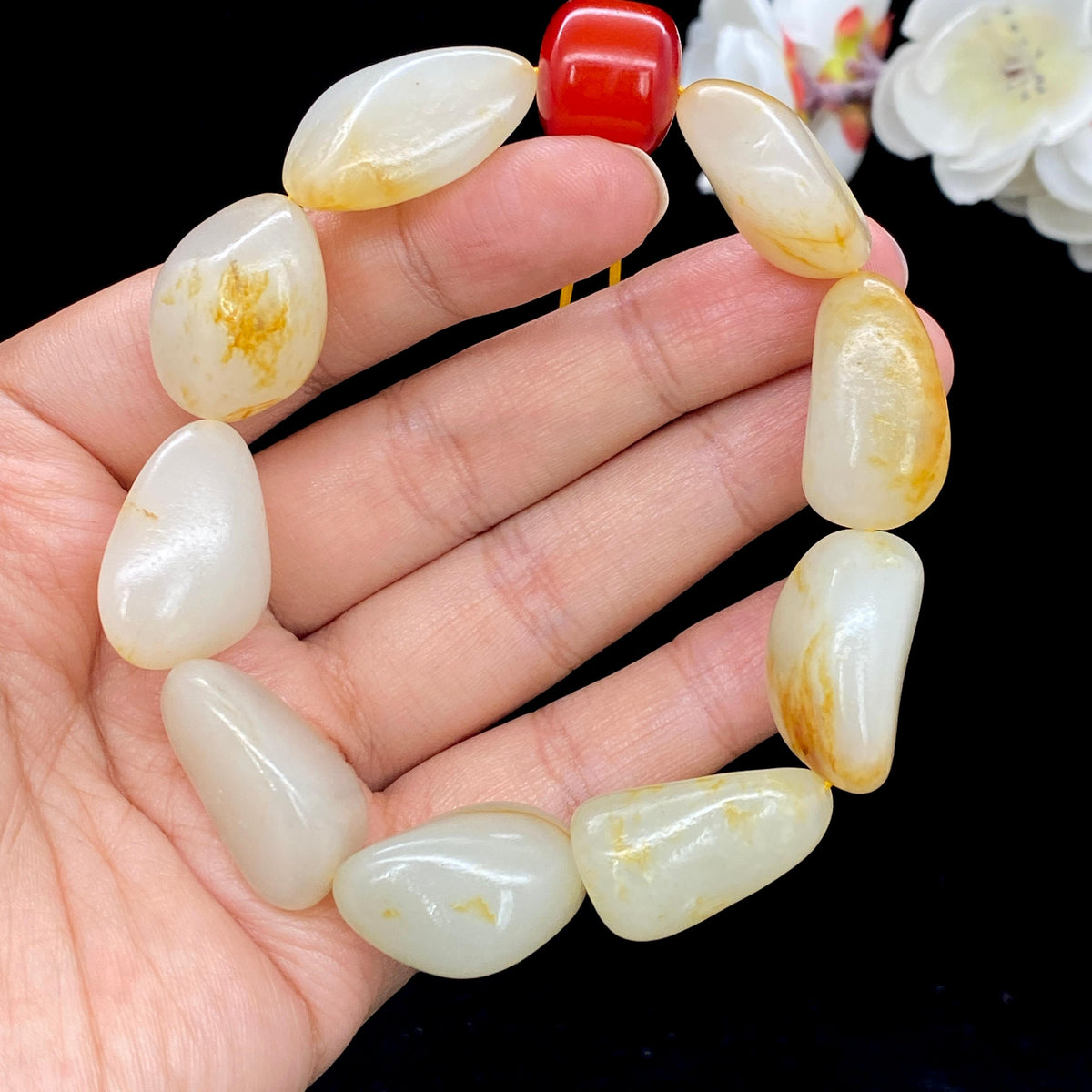 和田玉洒金皮籽料【精品手串】（68.9g）