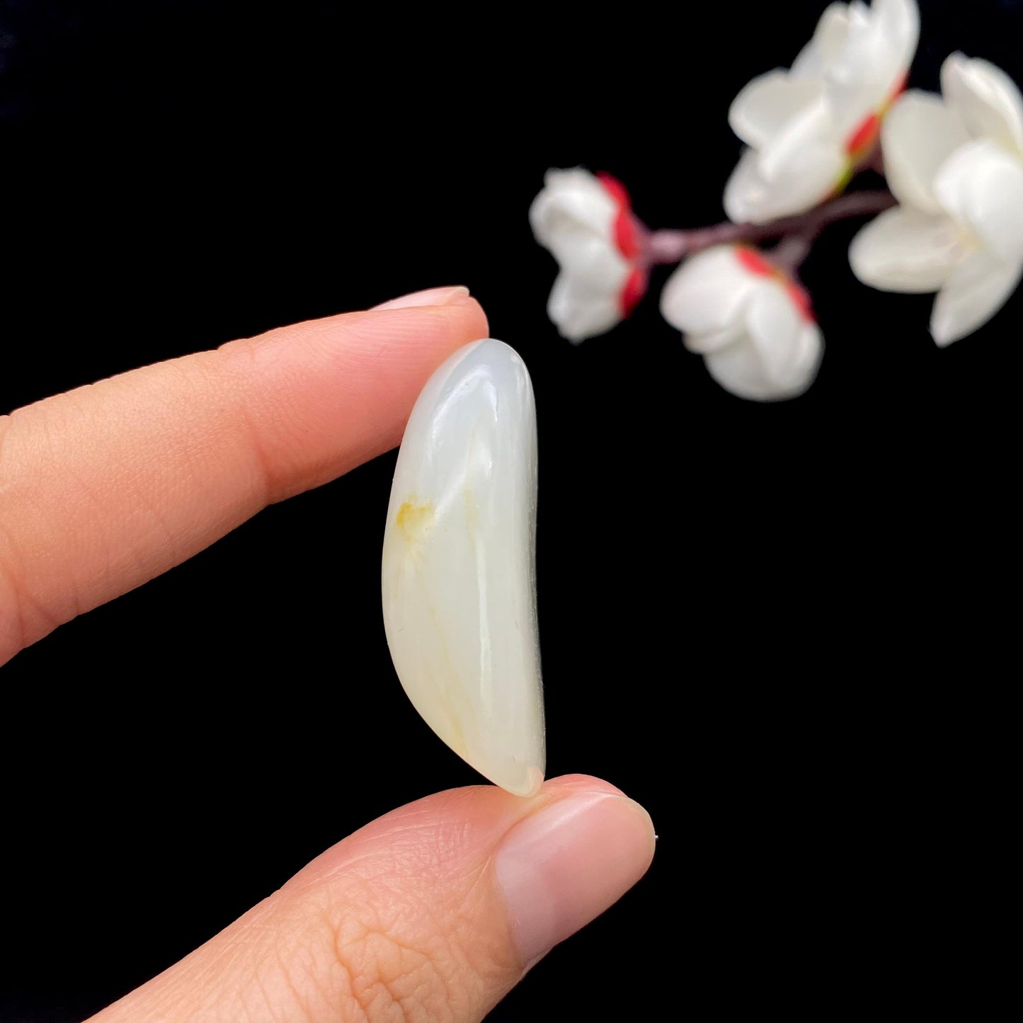 和田玉黄皮籽料原石（16.7g）