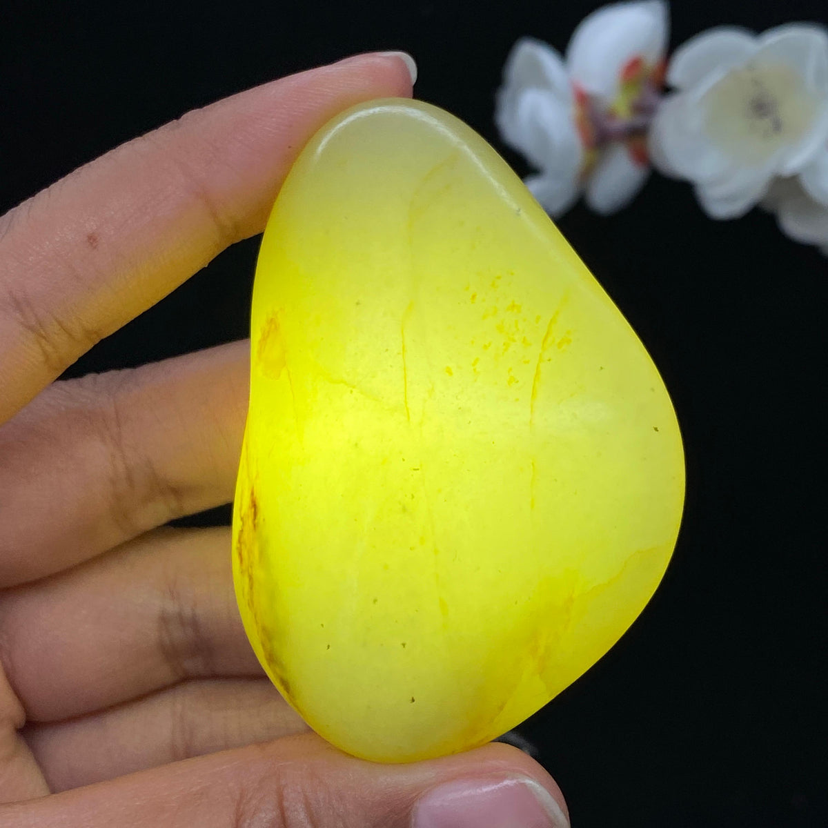和田玉青白玉带洒金皮籽料（87g）
