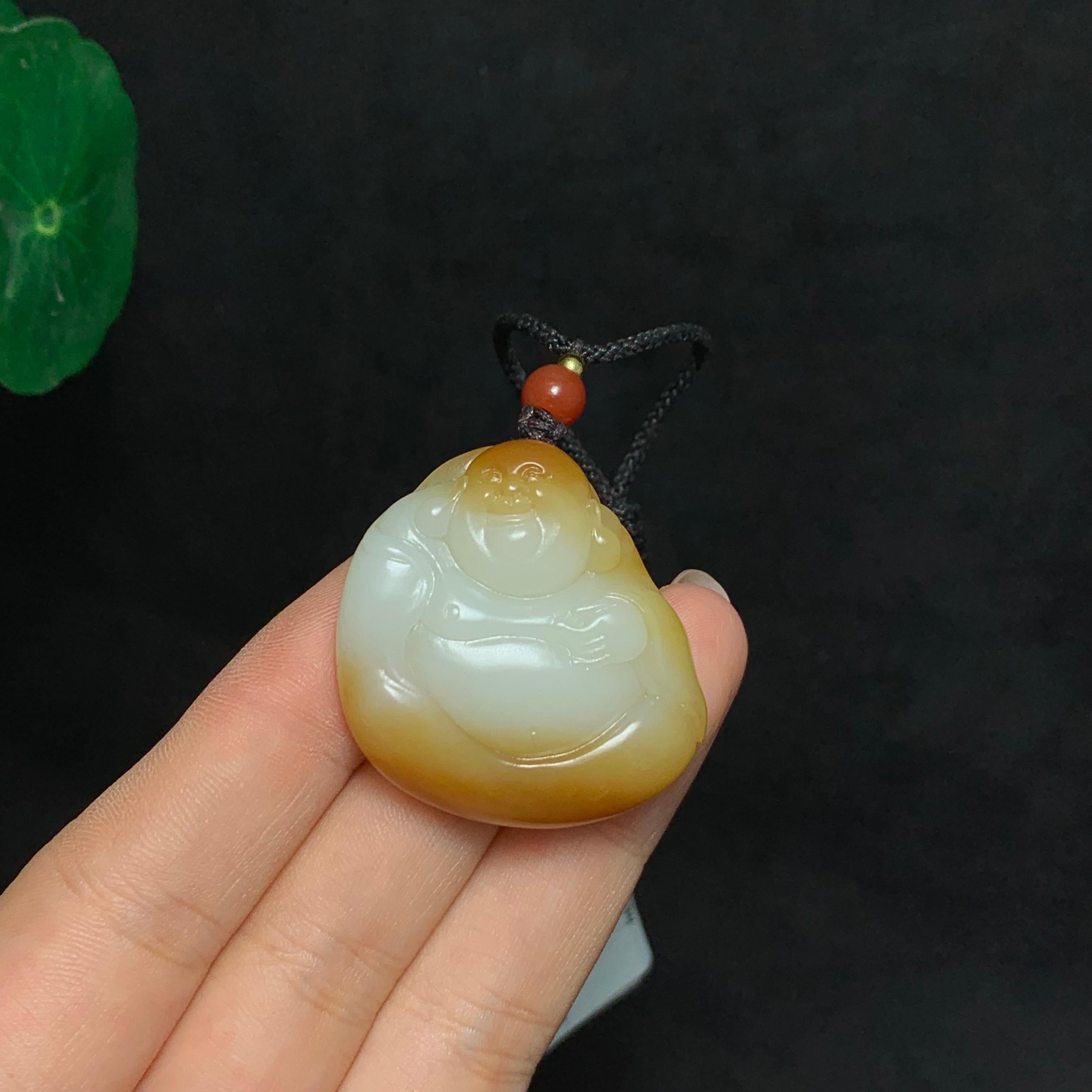 新疆金山且末糖白玉佛公（25.2g）