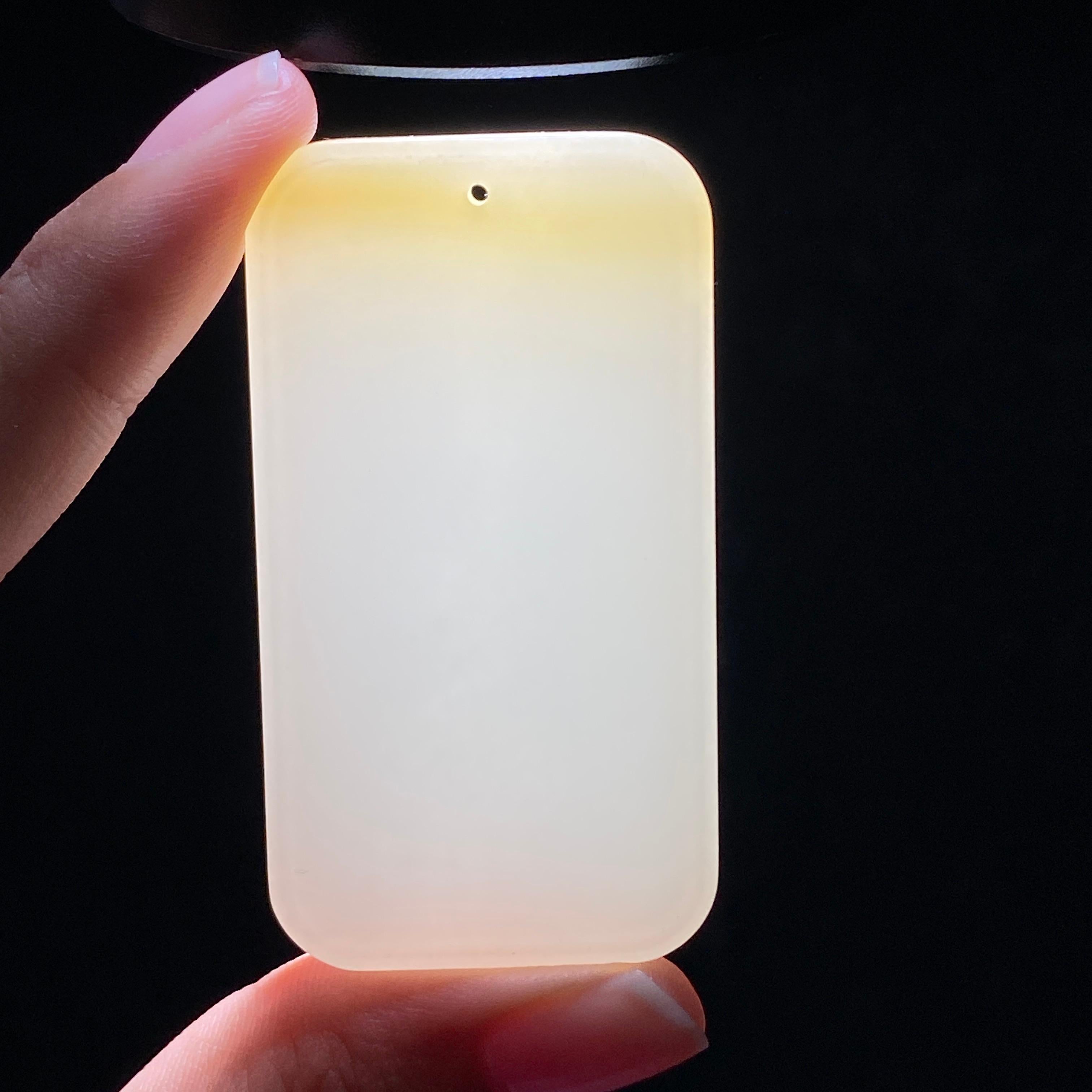 和田玉糖白无事牌（38.0g）