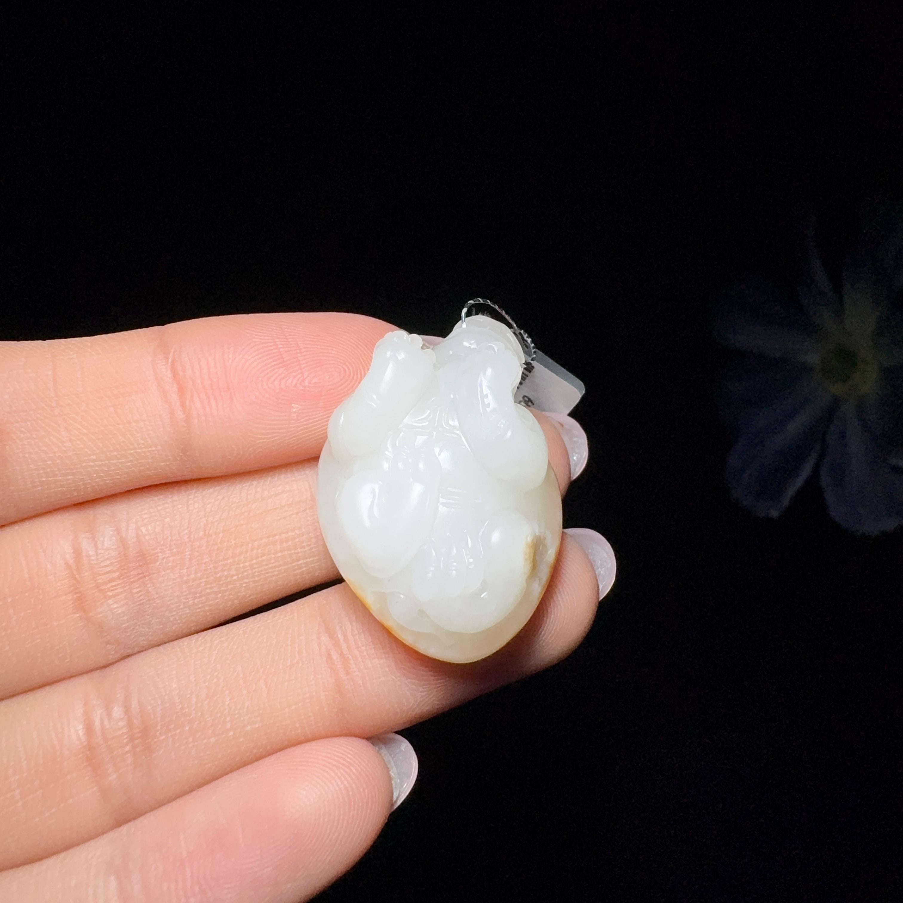 和田玉籽料挂件龙龟（14.2g）