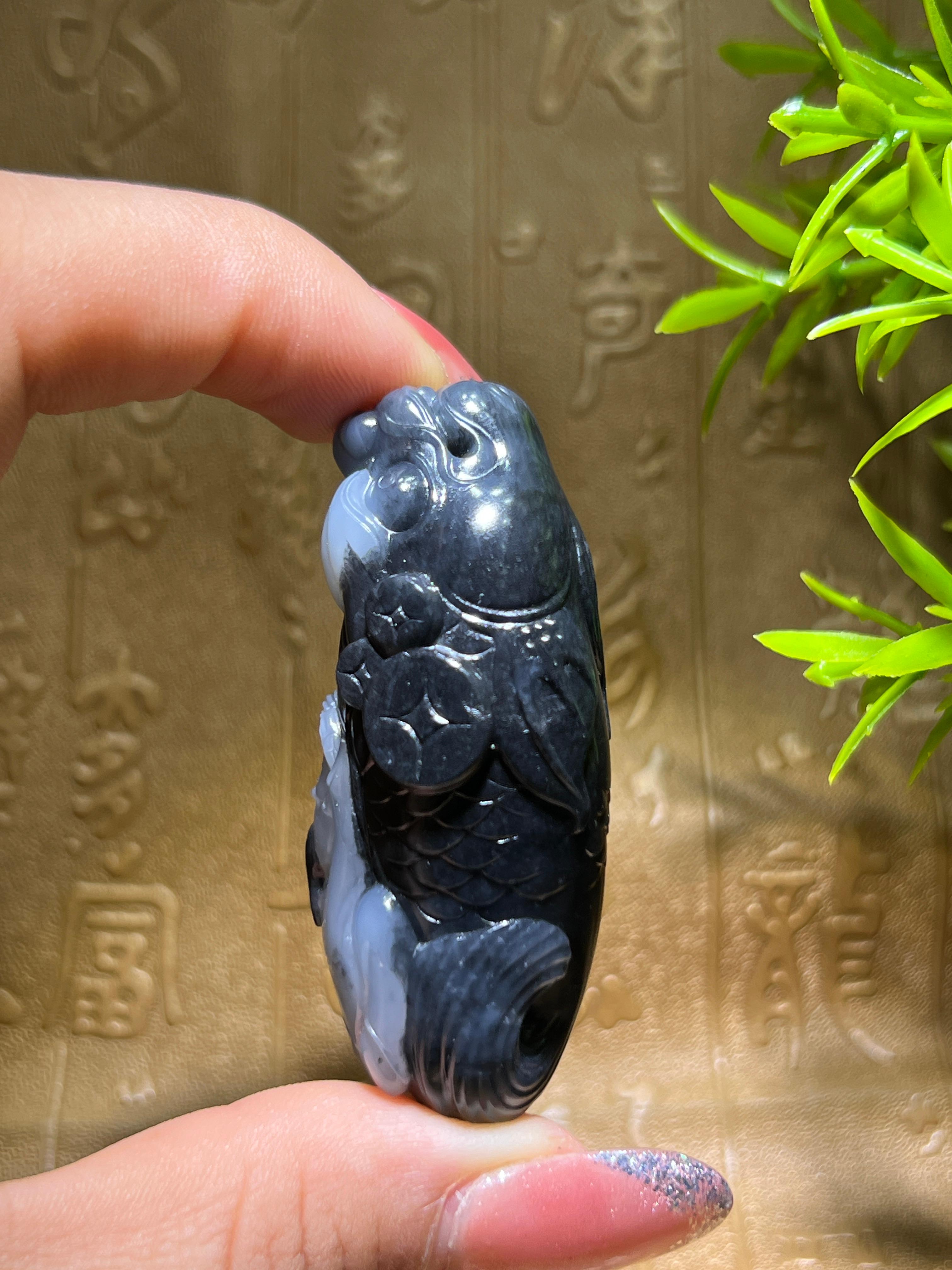 和田青花籽料渔翁得利（50.2g）