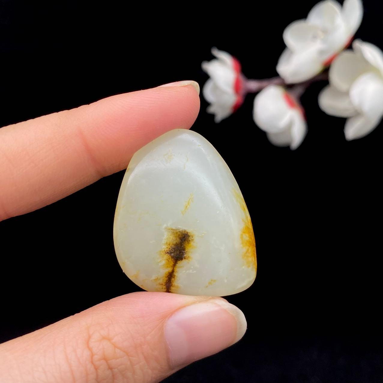 和田玉洒金皮籽料（12.3g）