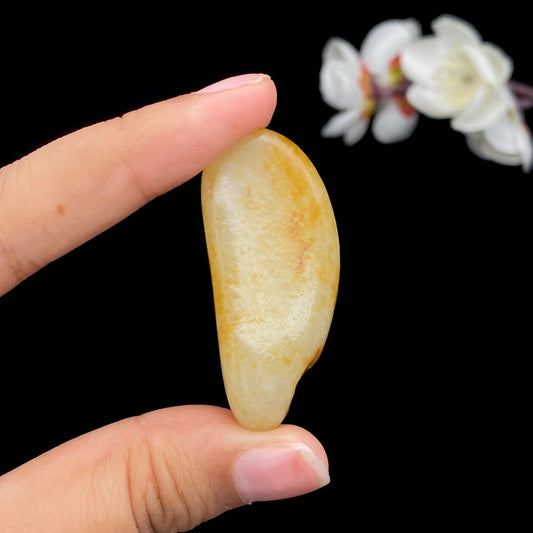 和田玉满洒金皮籽料挂件（32g）