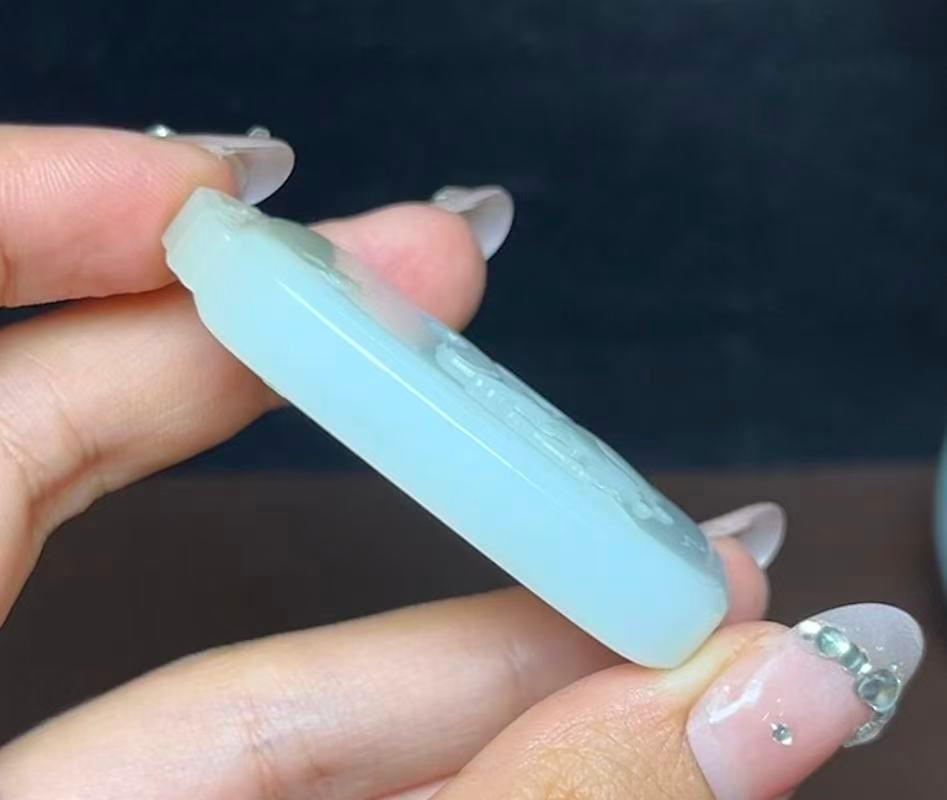 新疆和田玉且末料羊脂玉生肖鼠数你有钱（38.5g）