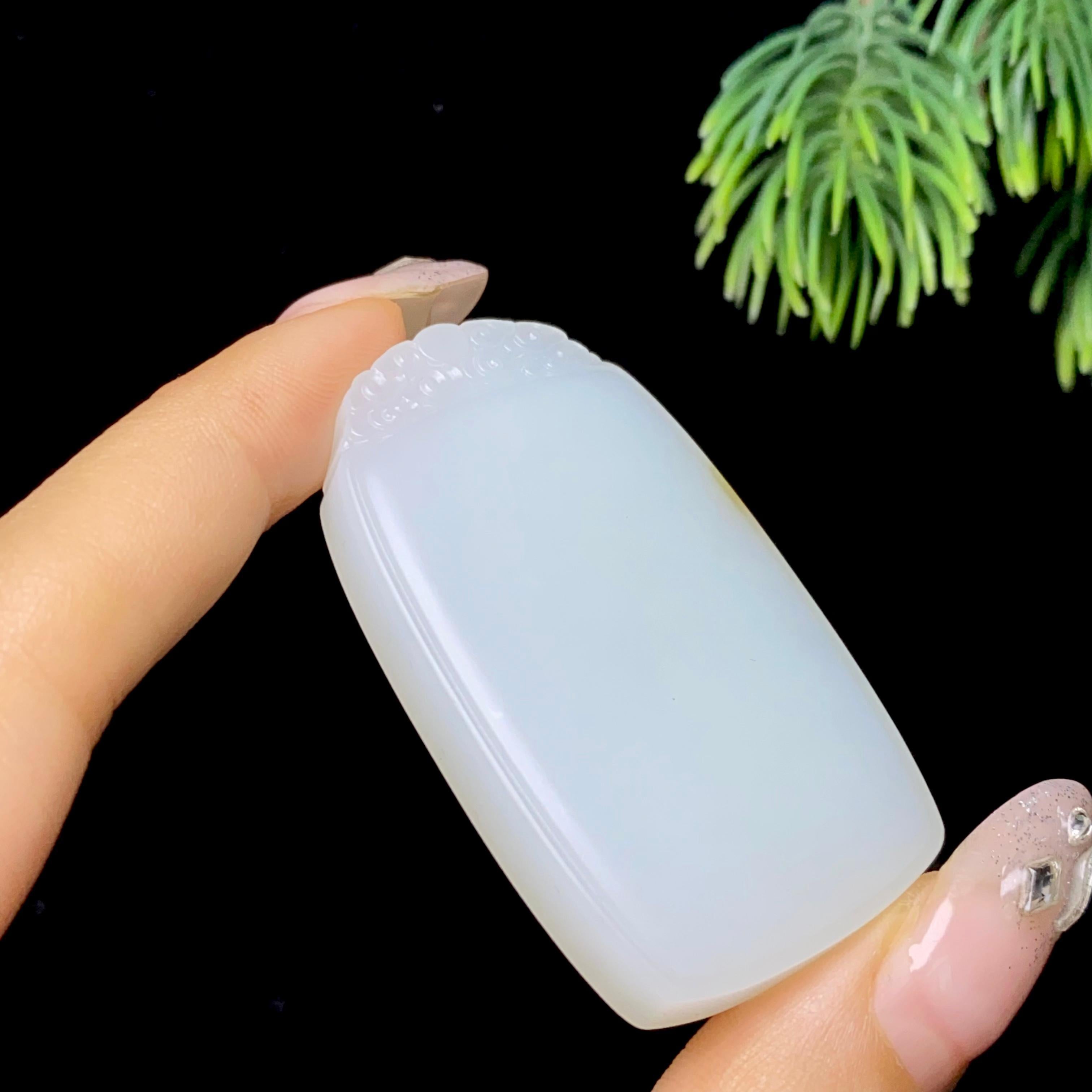 和田玉糖白无事牌（34.3g）
