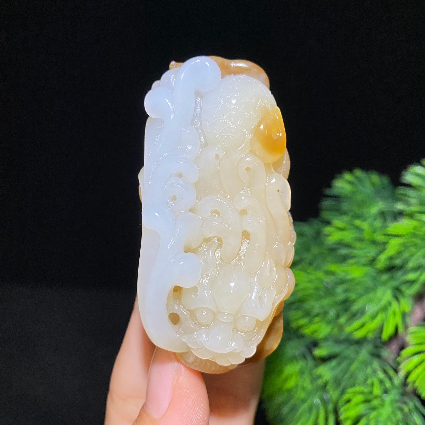 和田糖白玉龙牌挂件（69.6g）