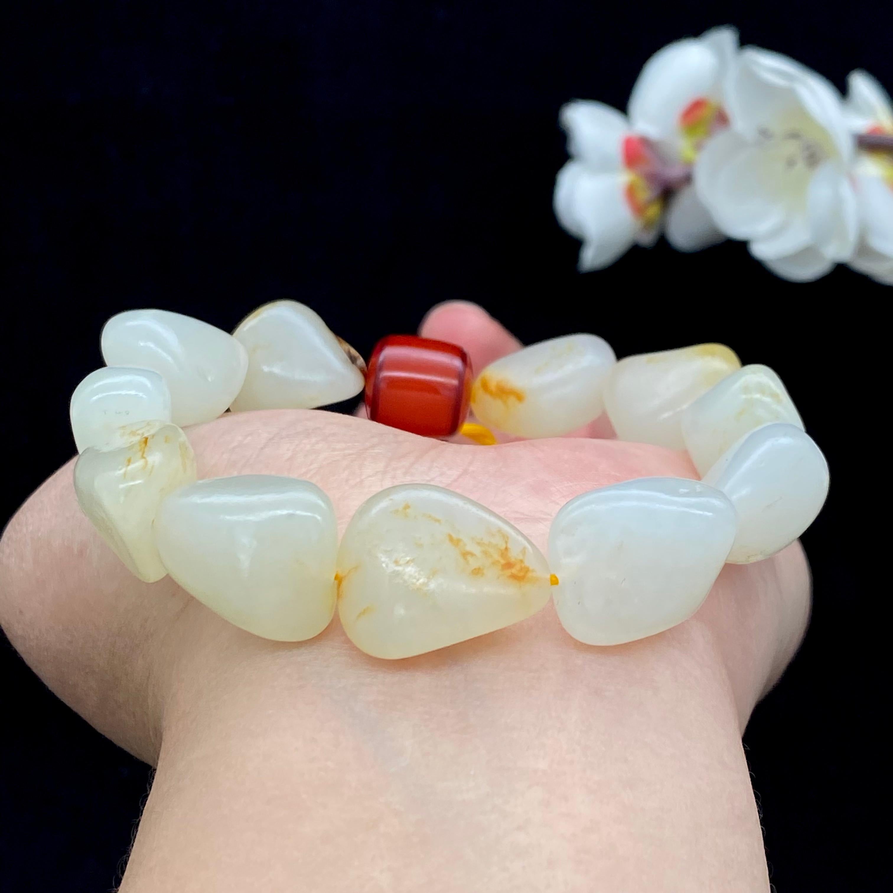 和田玉洒金皮籽料【精品手串】（52.9g）