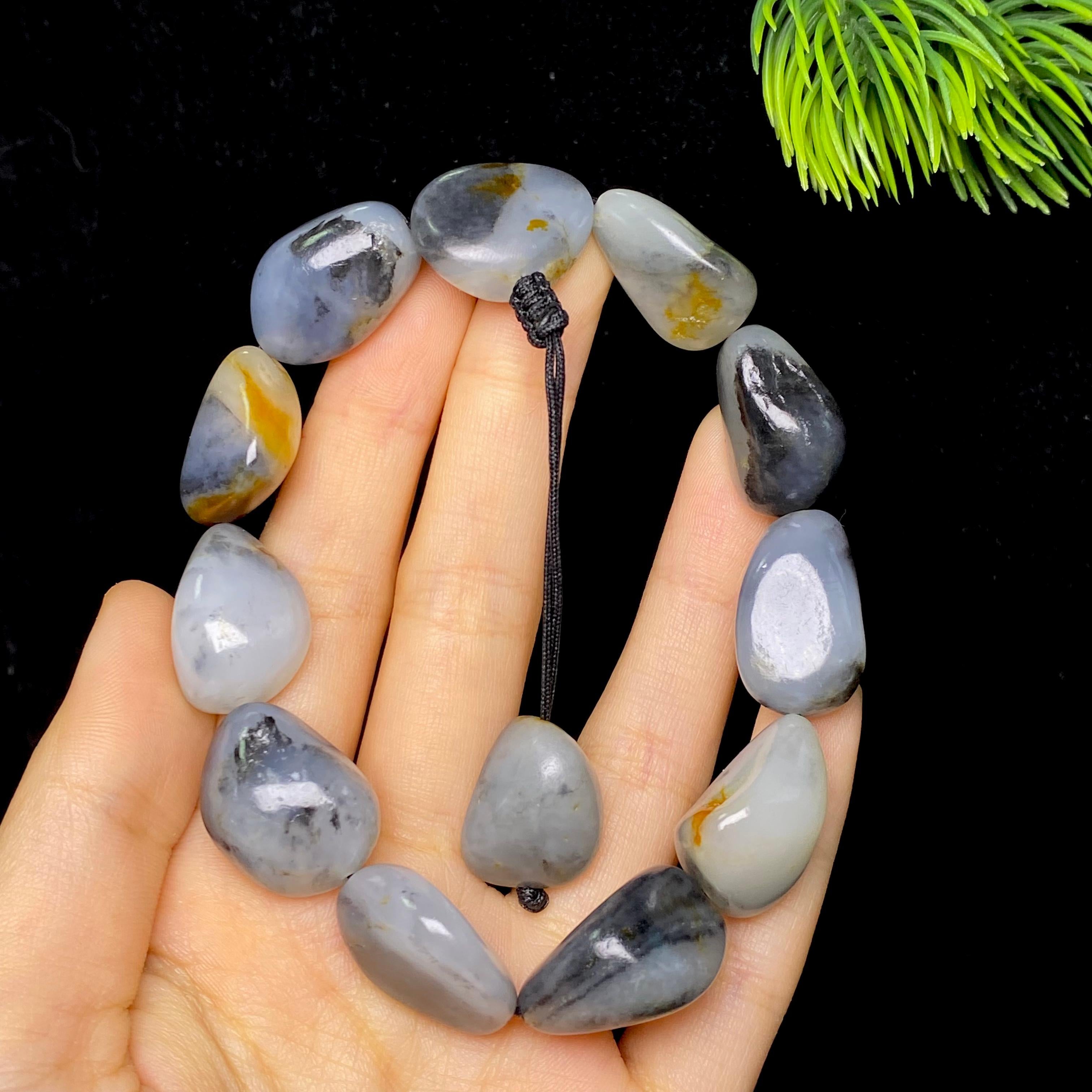 和田玉洒金皮籽料手串（63.5g）