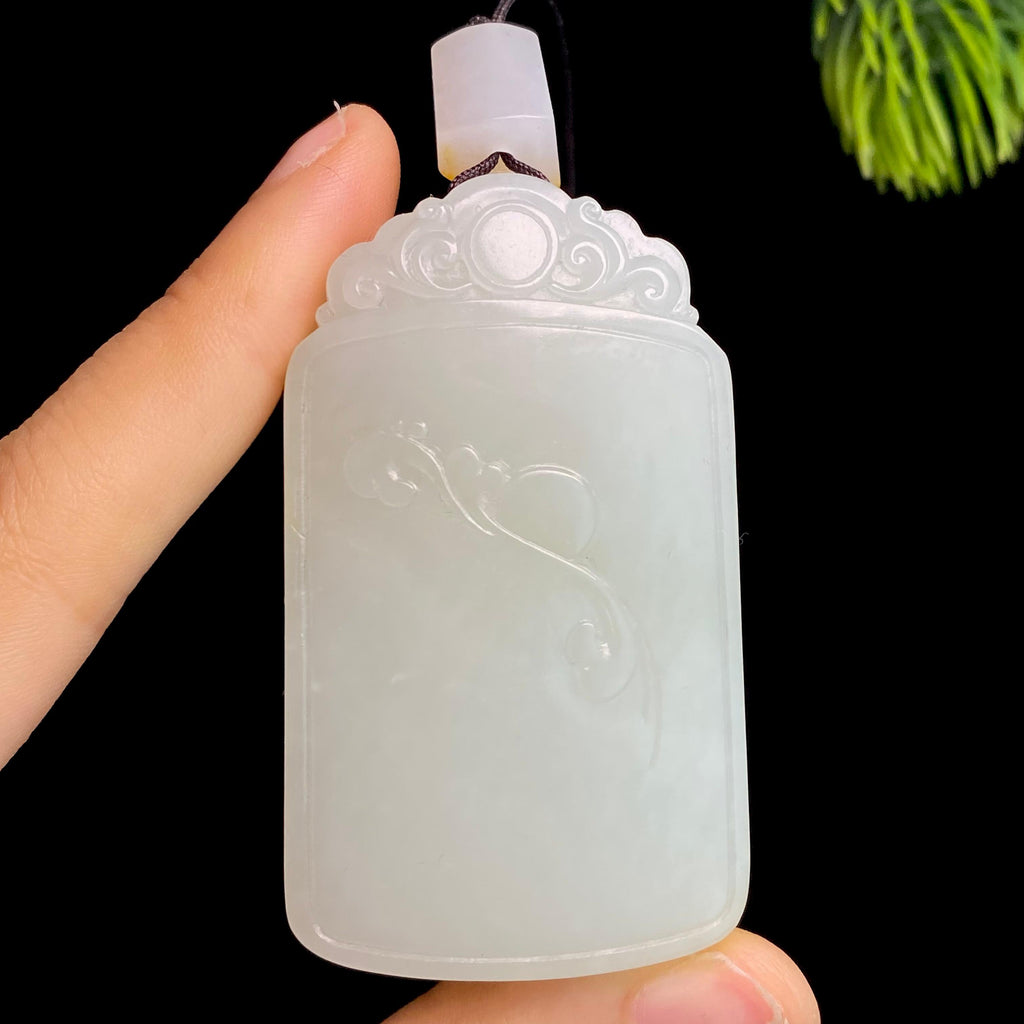 和田玉籽料无事牌（67.6g）