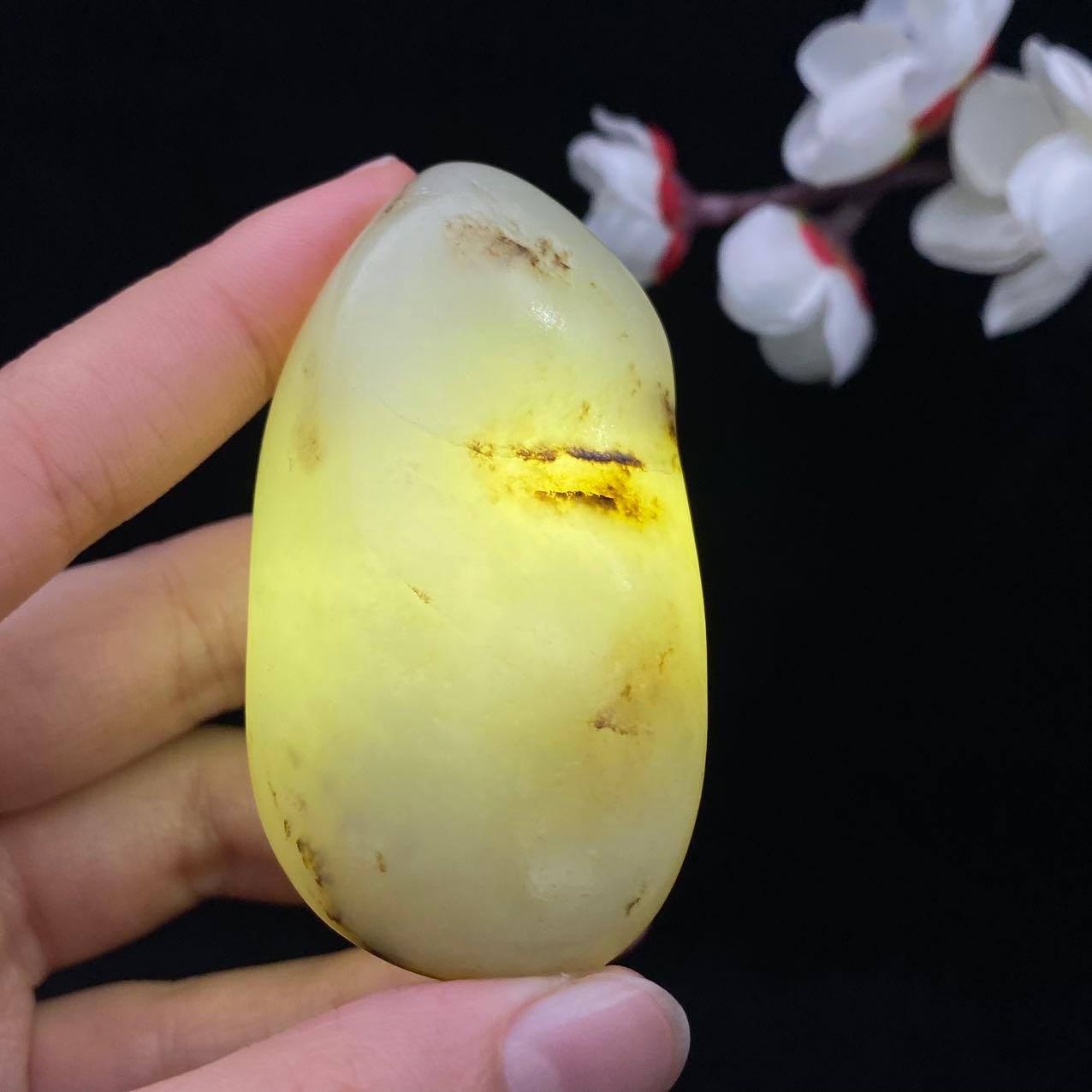 和田玉黄皮籽料原石（78.8g）