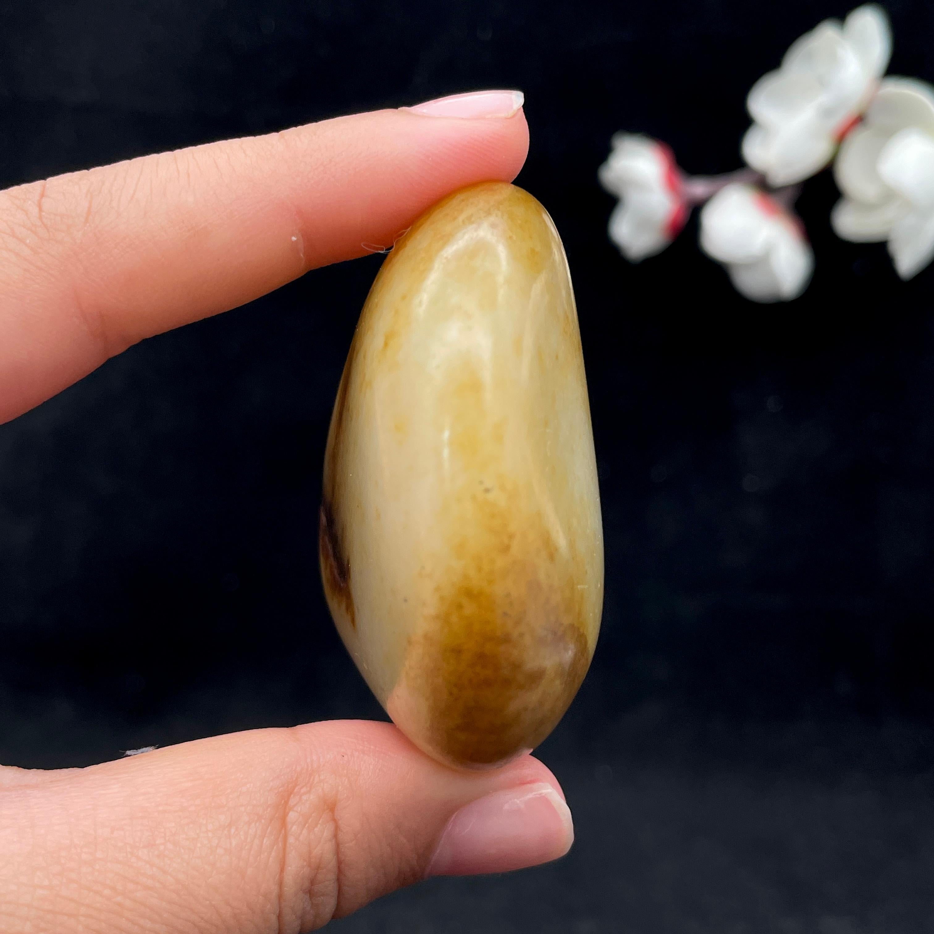 和田玉黄皮籽料（94.1g）