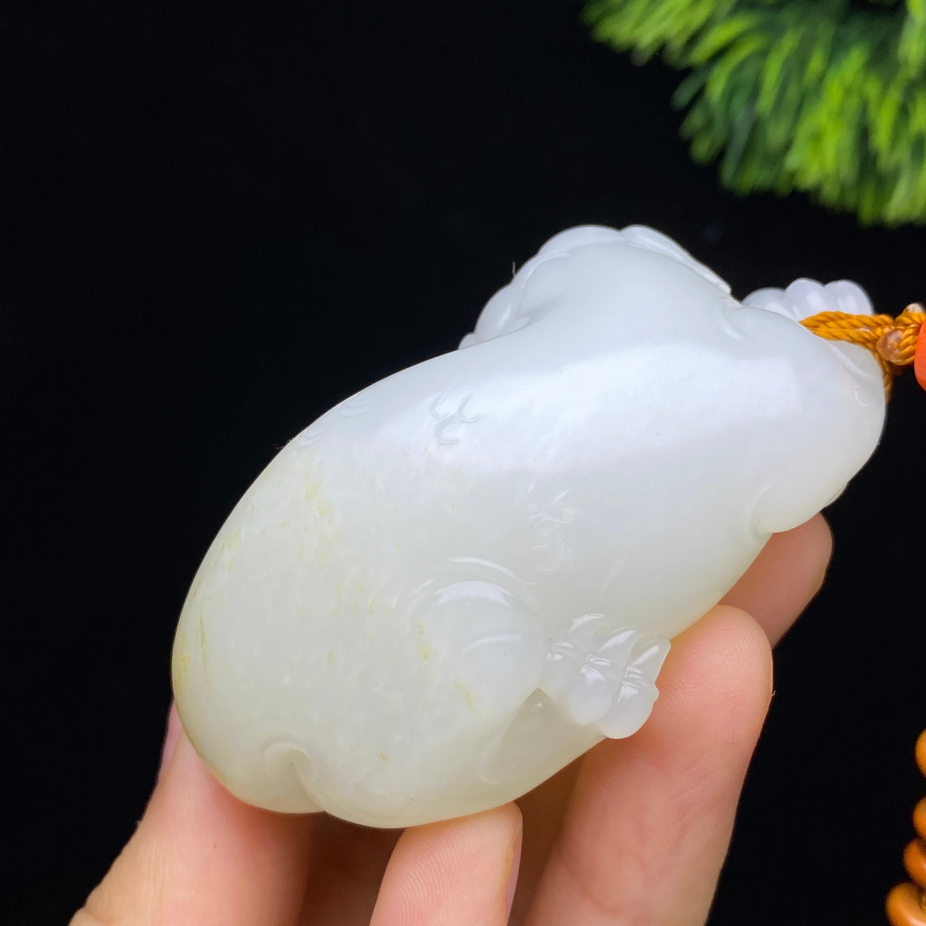 和田玉籽料貔貅把件（91.8g）