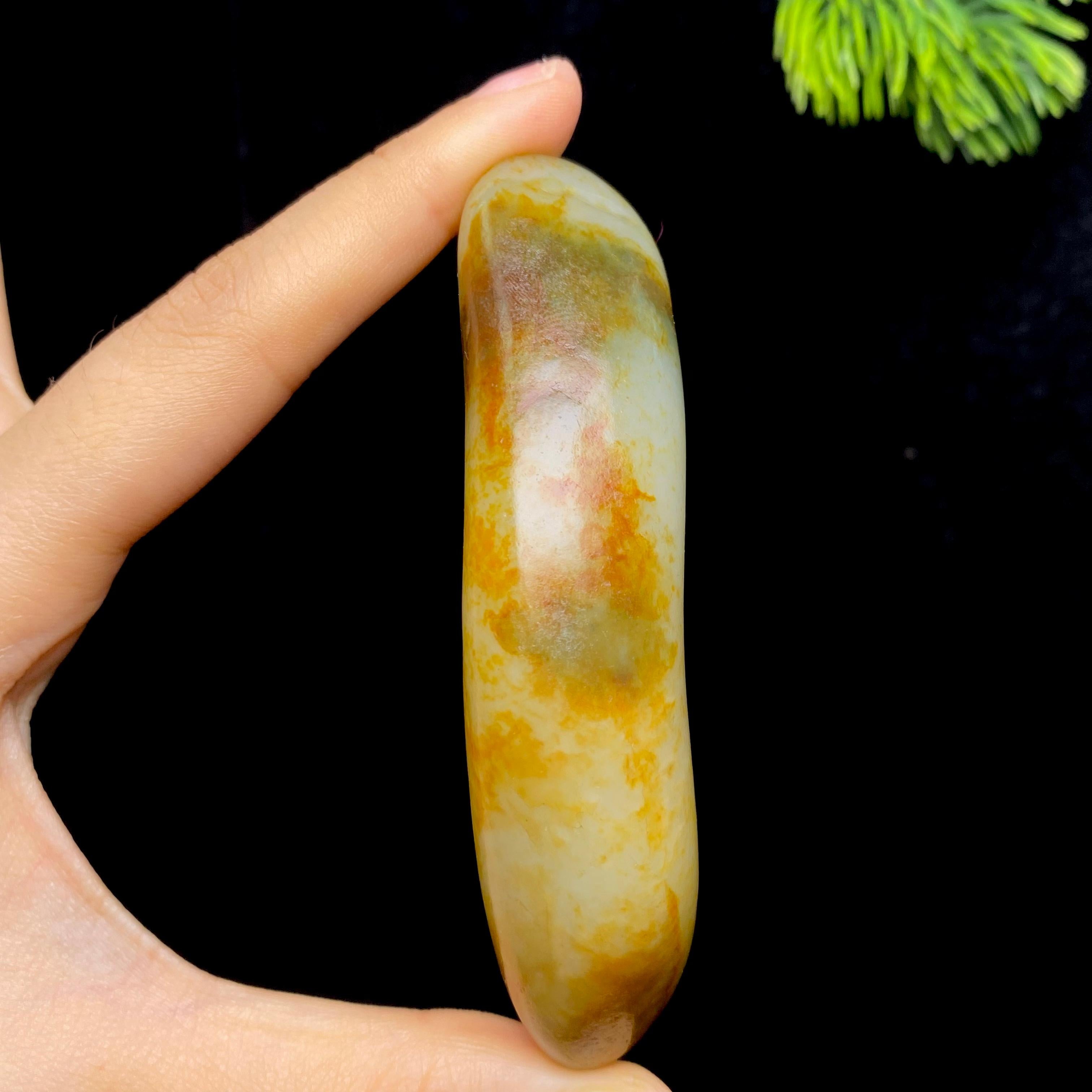 和田玉黄皮白肉籽料（113.9g）