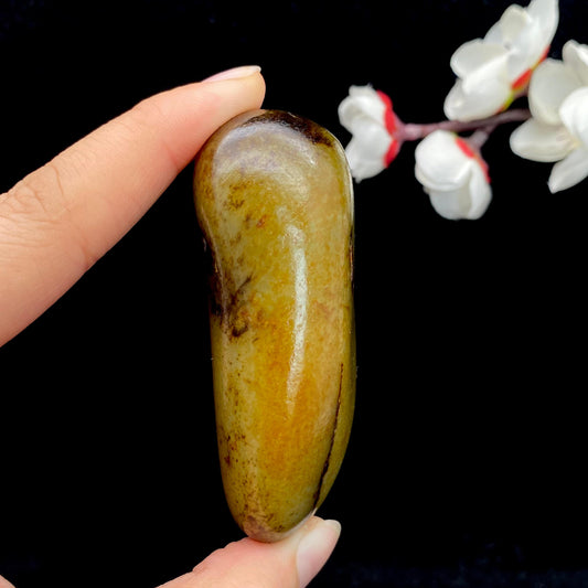 和田玉洒金皮籽料原石（138.3g）