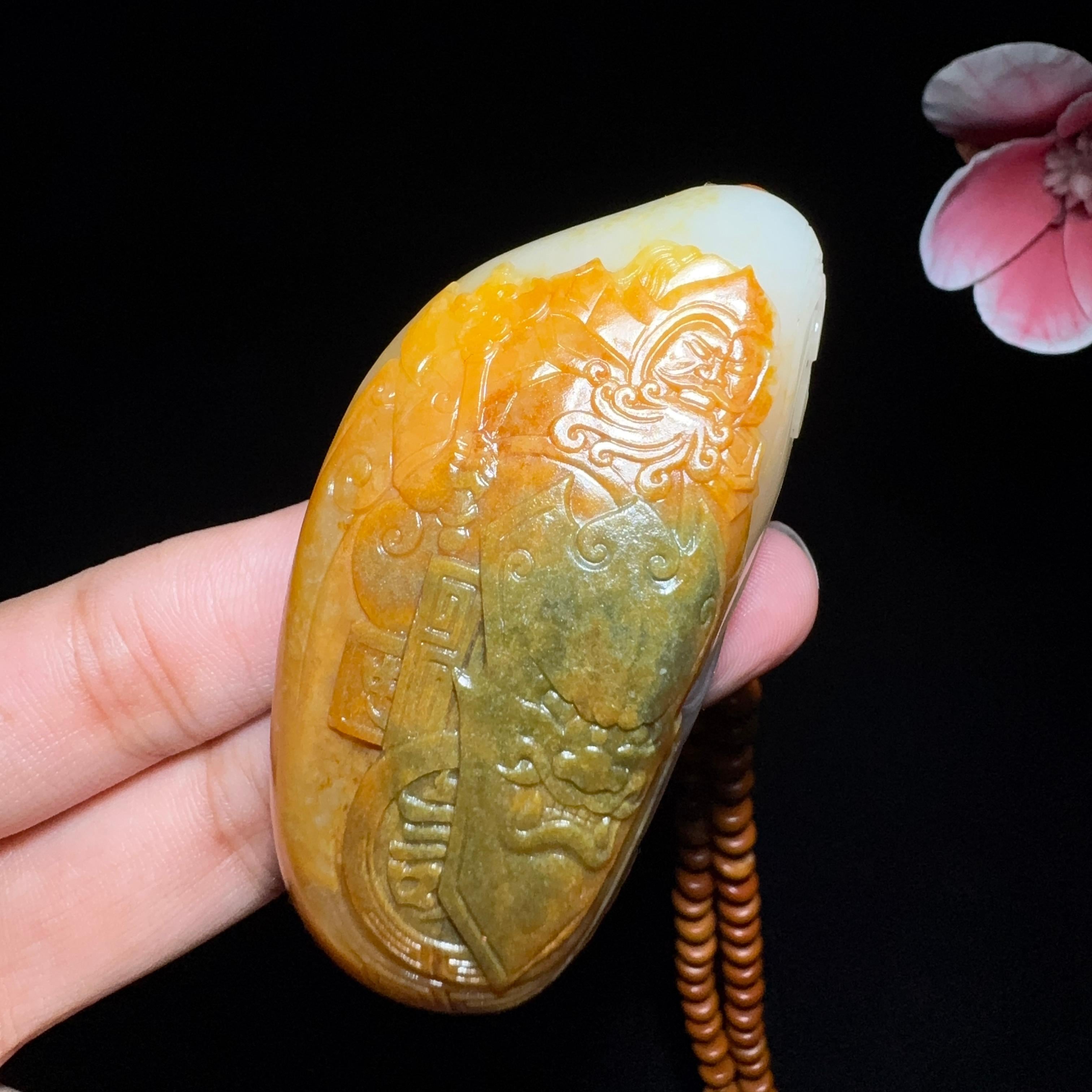 和田玉籽料钟馗纳福（85.7g）