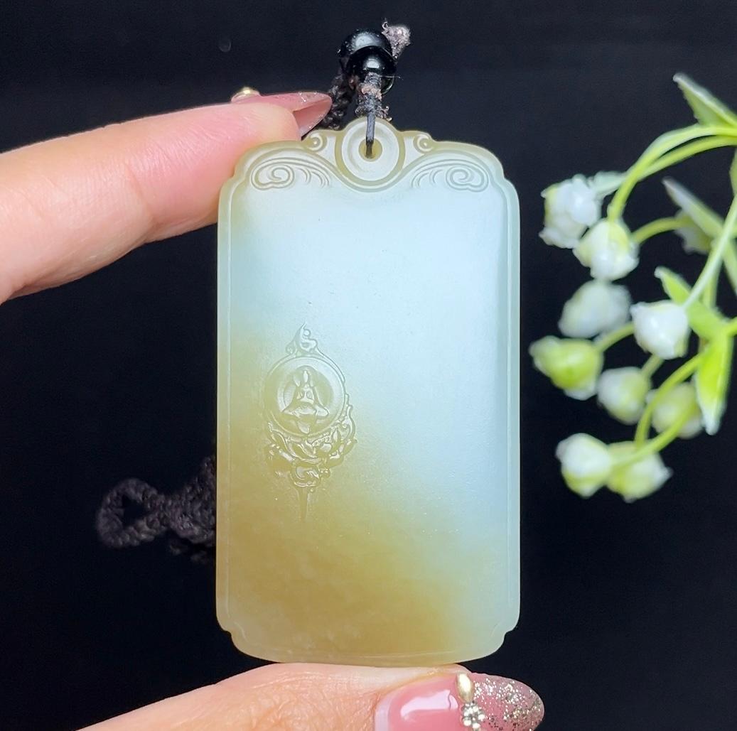 和田玉且末糖莲花无相佛平安无事牌（59.1g）