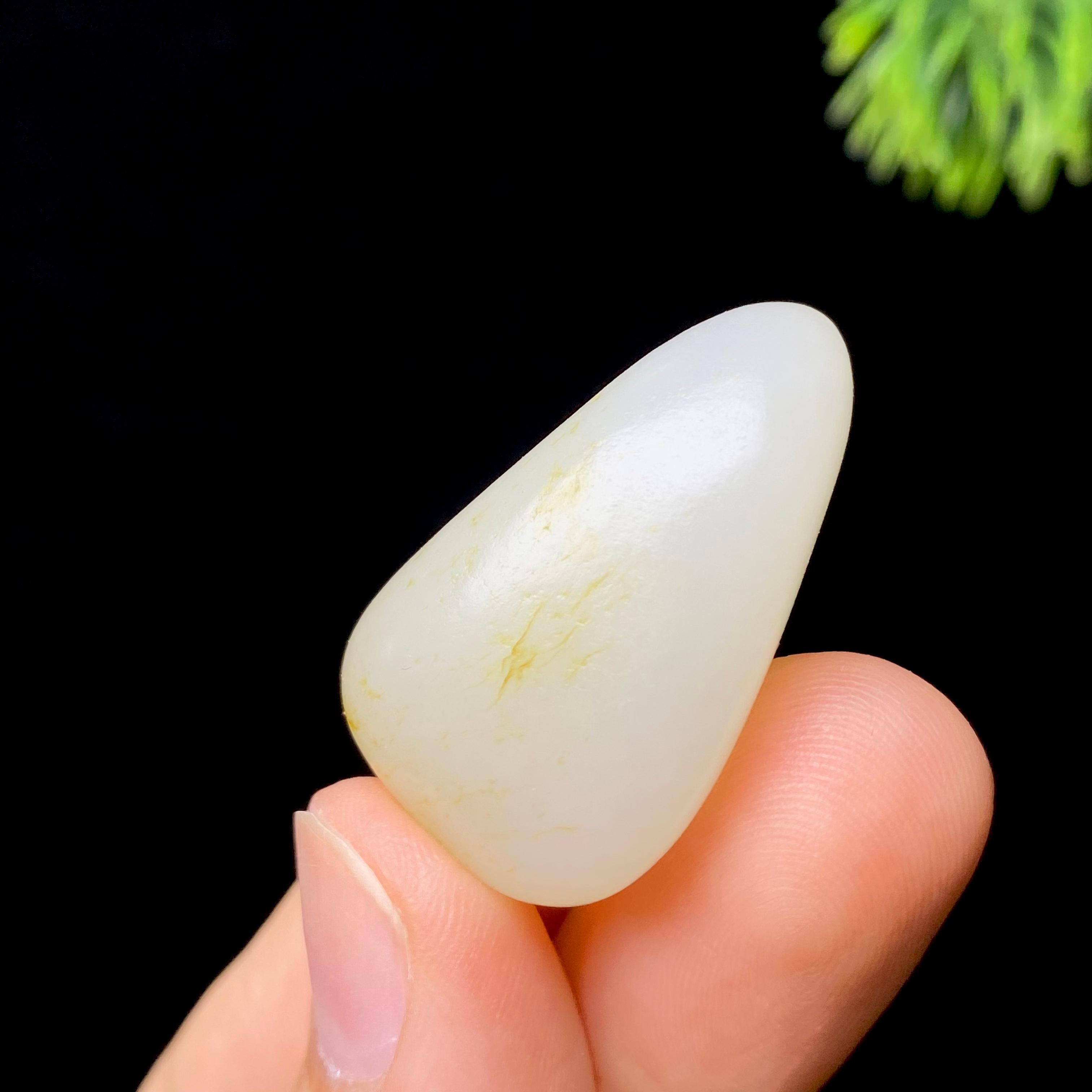 和田玉洒金皮籽料（16.06g）