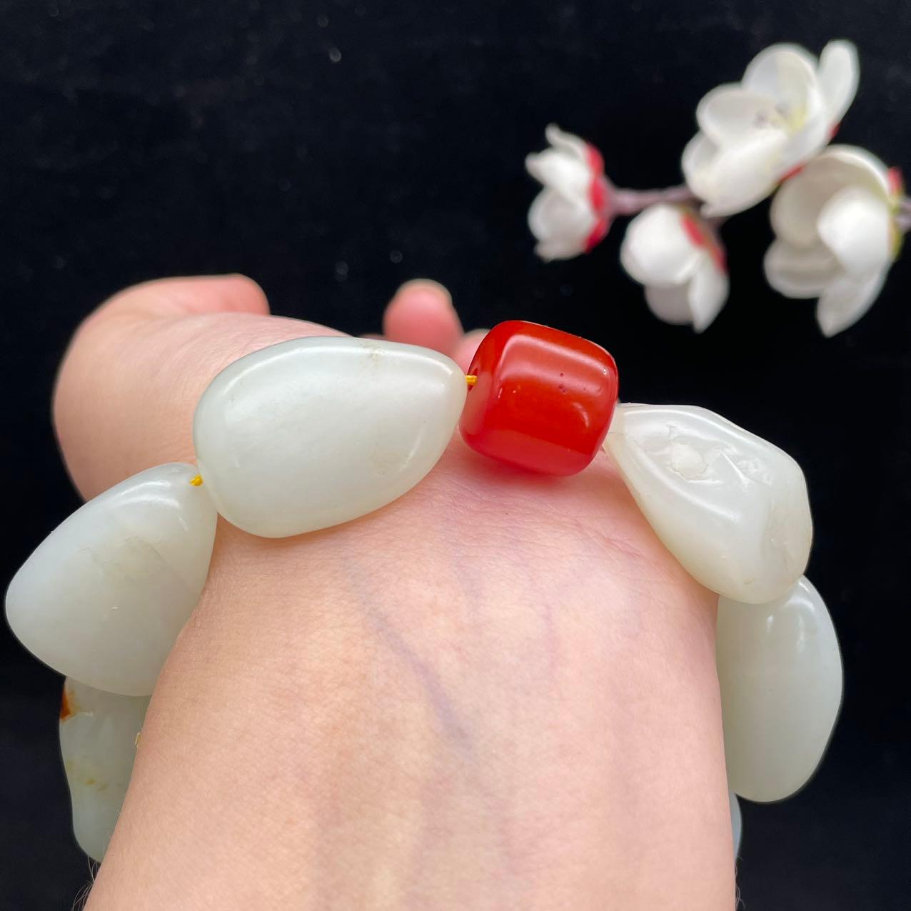 和田玉白玉籽料【精品手串】（102.3g）