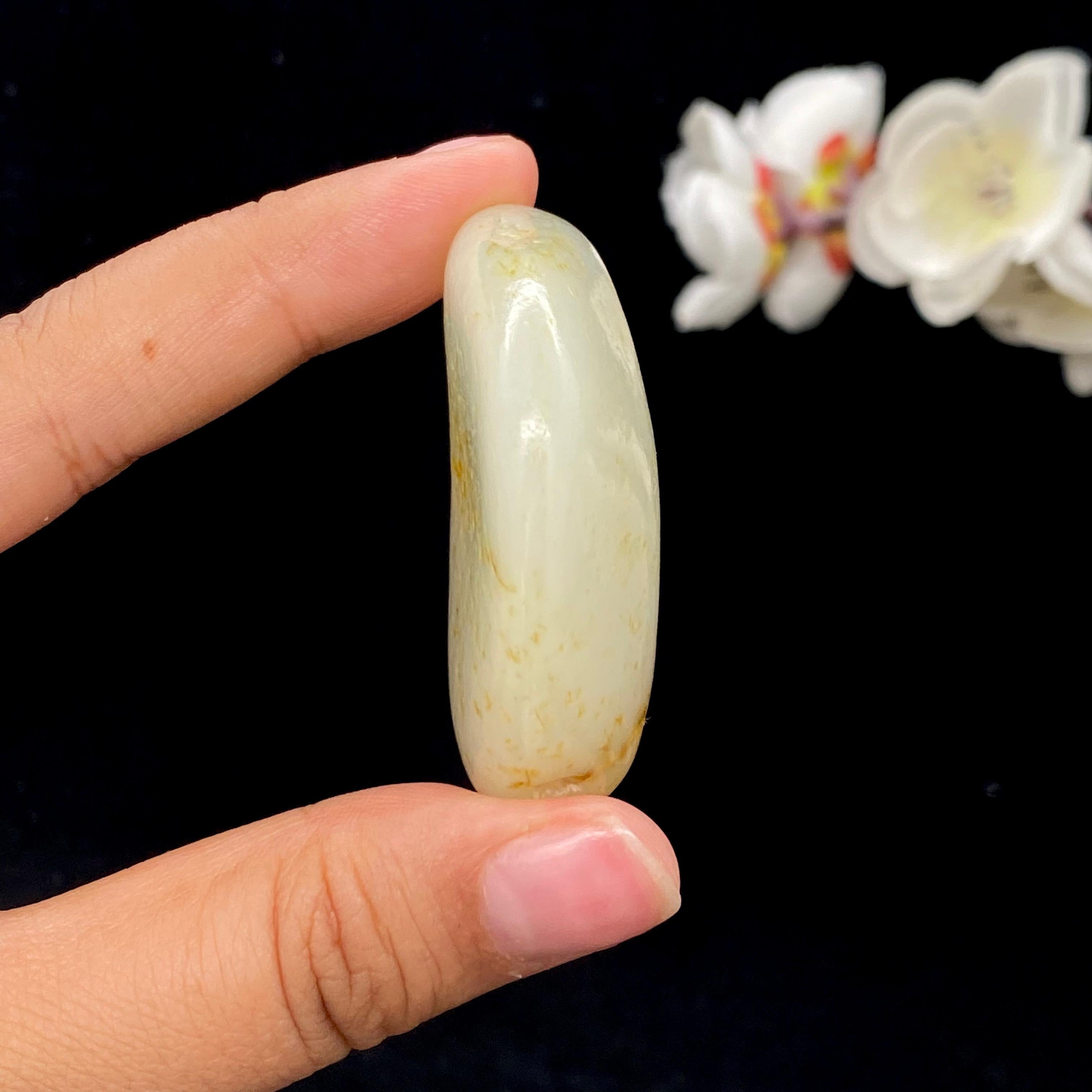 和田玉洒金皮籽料挂件（42.2g）