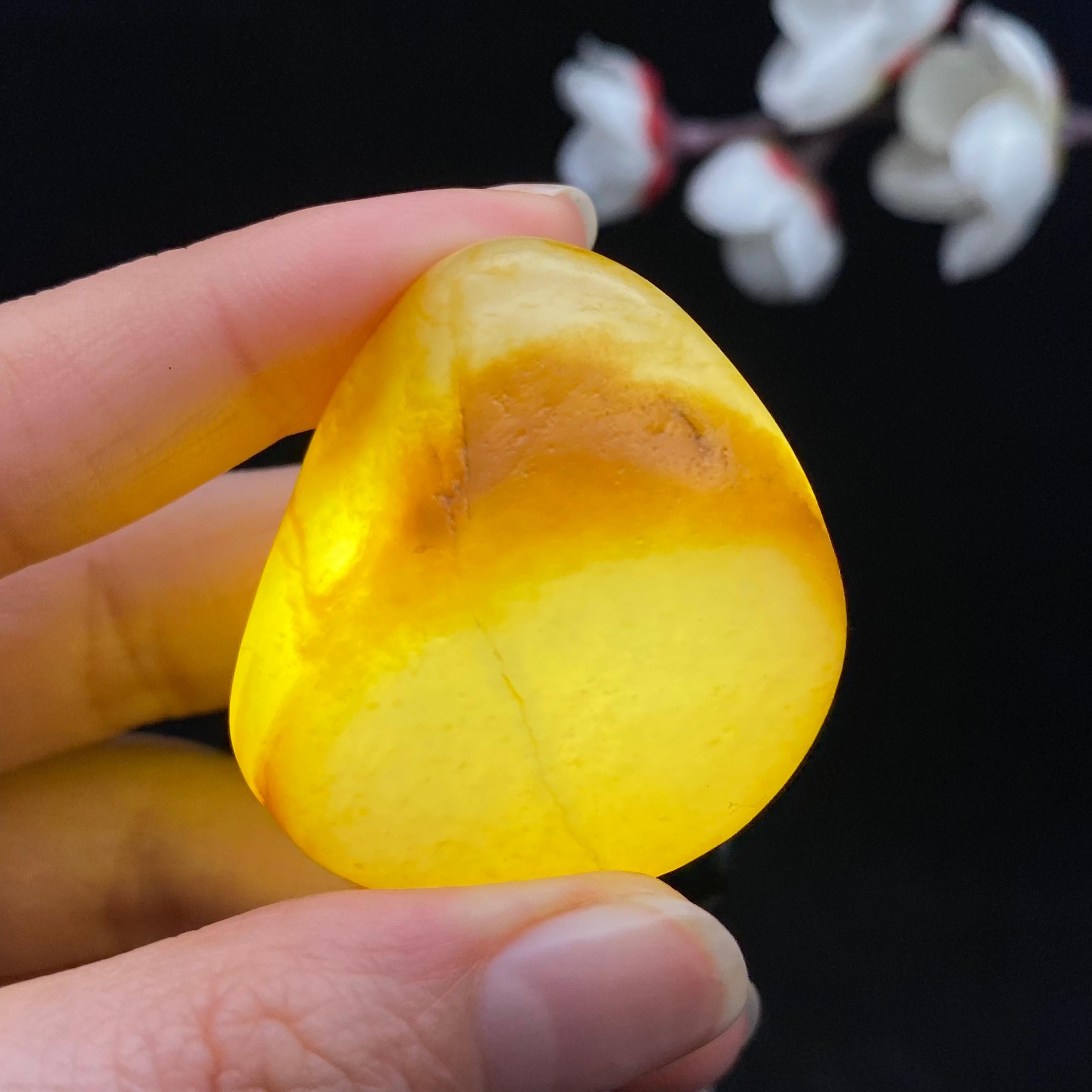 和田玉黄皮籽料挂件（39.1g）