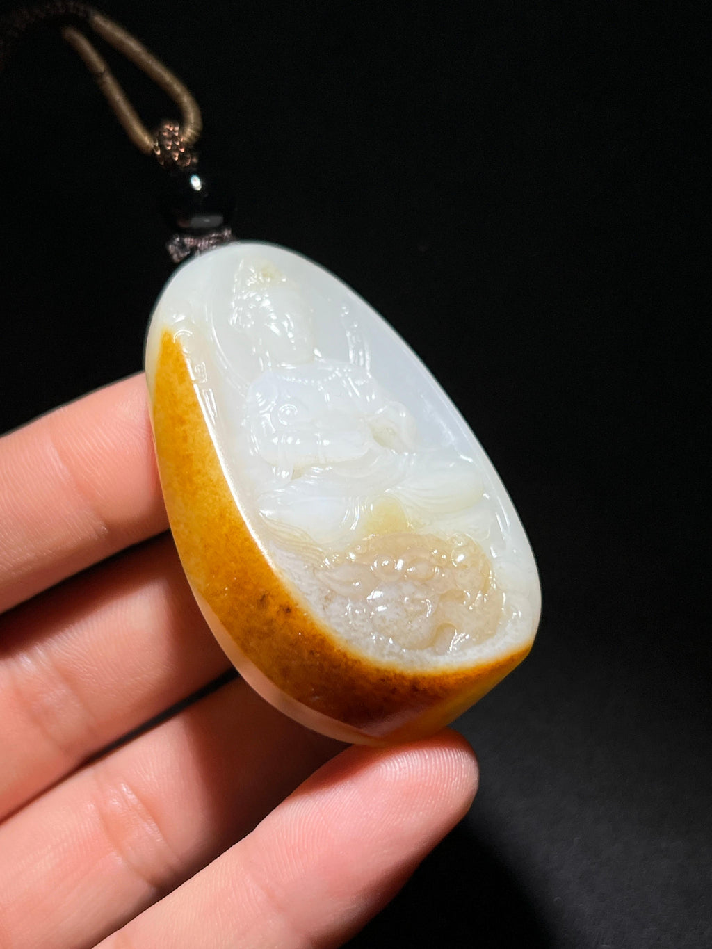 和田玉籽料观音（56.3g）