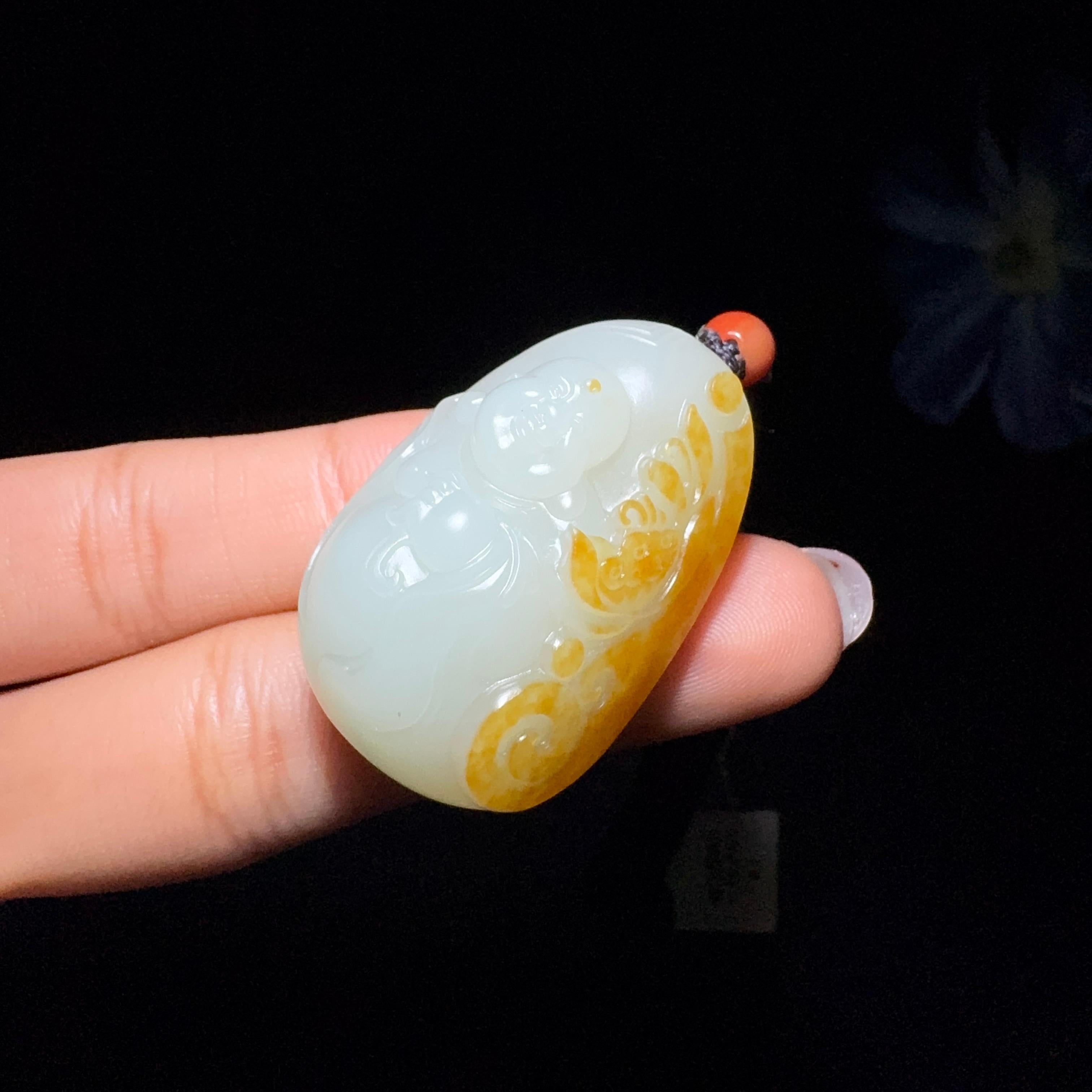 和田玉籽料挂件佛公（28.1g）