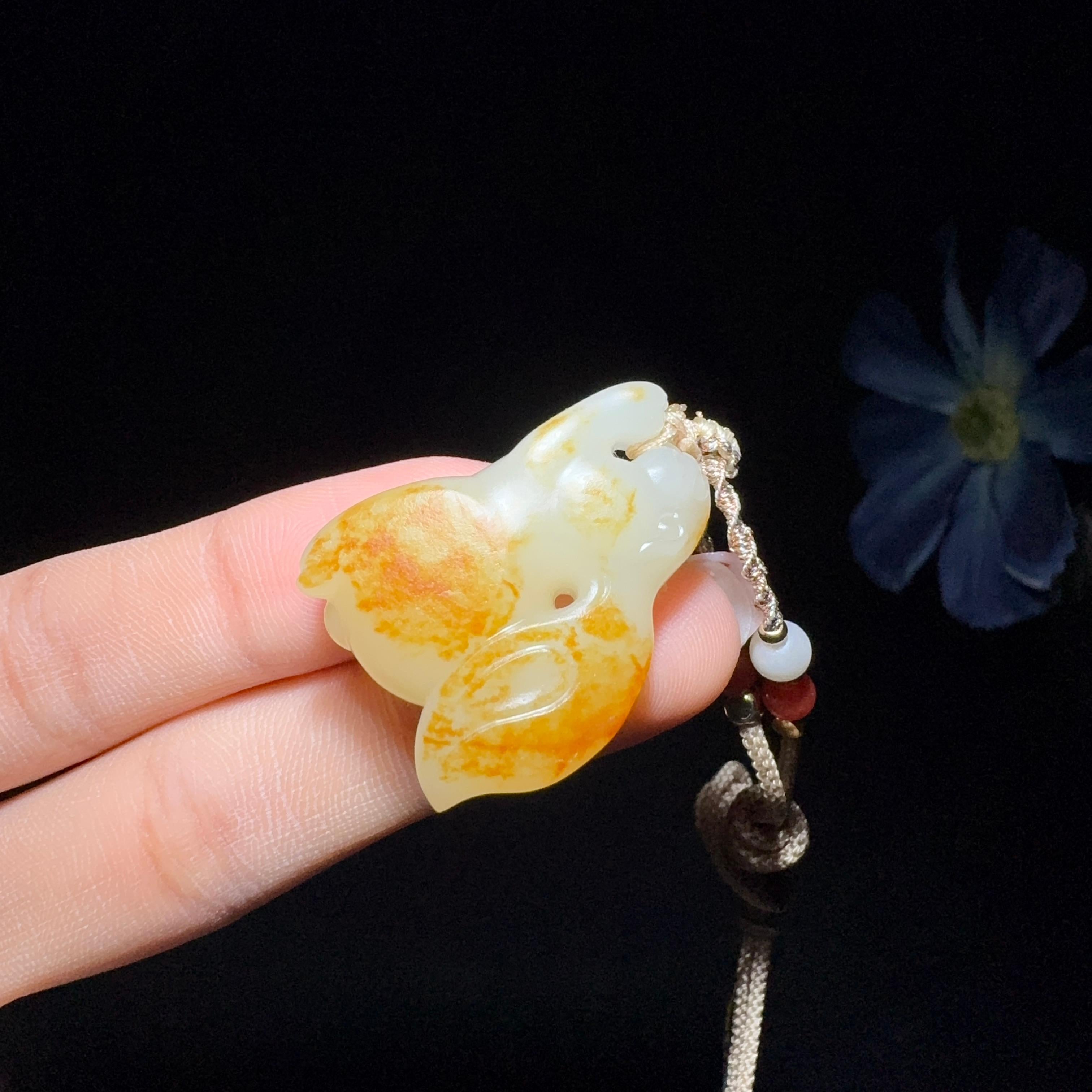 和田玉籽料兔子（16.3g）