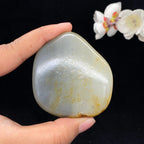 和田玉洒金皮青花籽料手把件（133.6g）