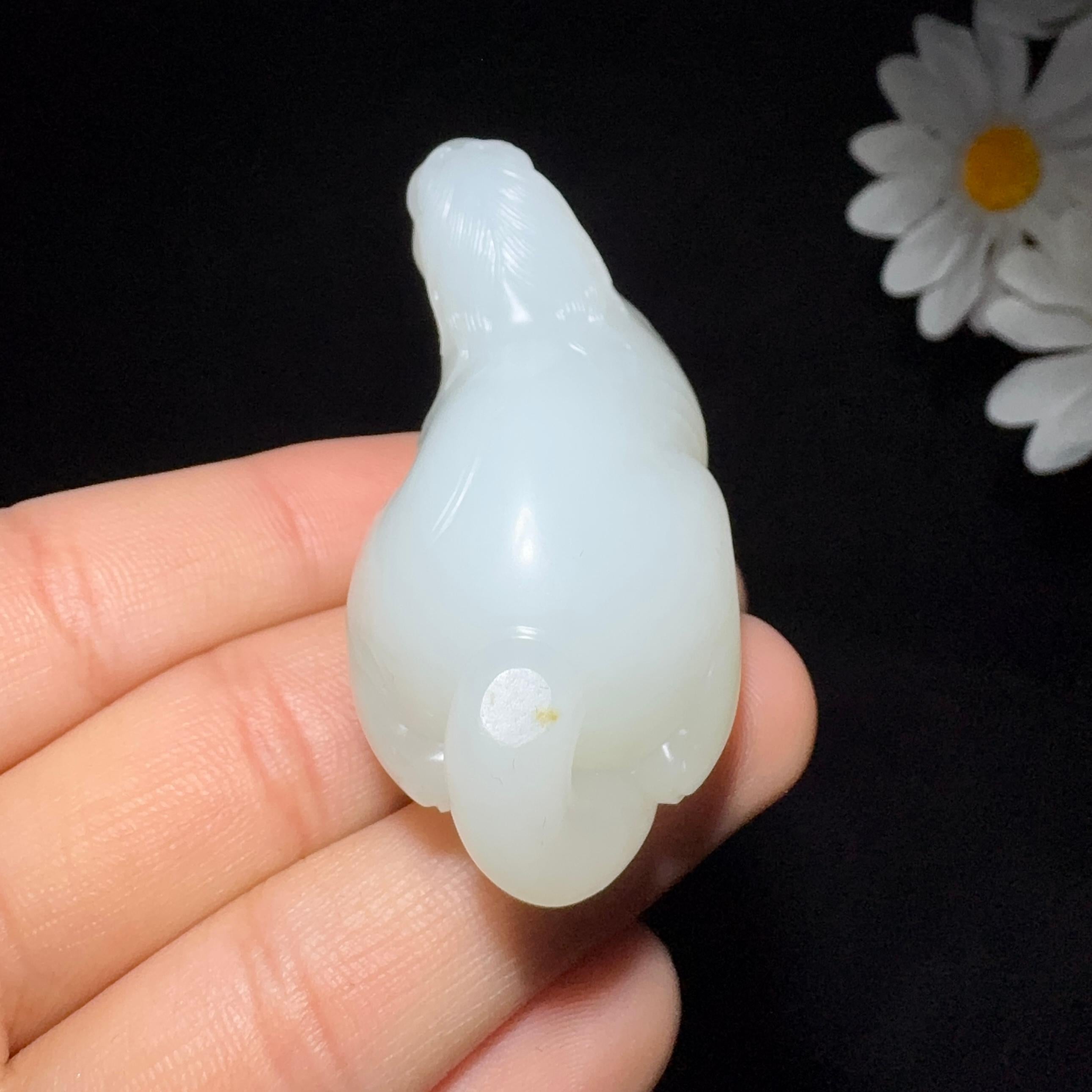 和田玉籽料羊脂白玉手把件马上有福（64.0g）