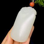 和田玉籽料无事牌（67.3g）