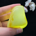 和田玉洒金皮籽料（130.7g）