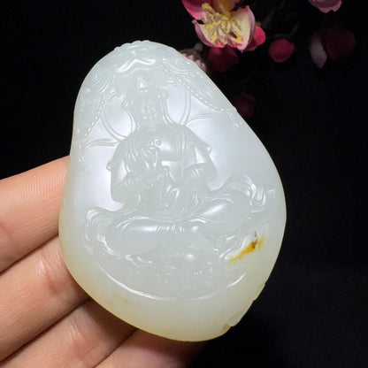 和田玉籽料挂件莲花观音（75.7g）