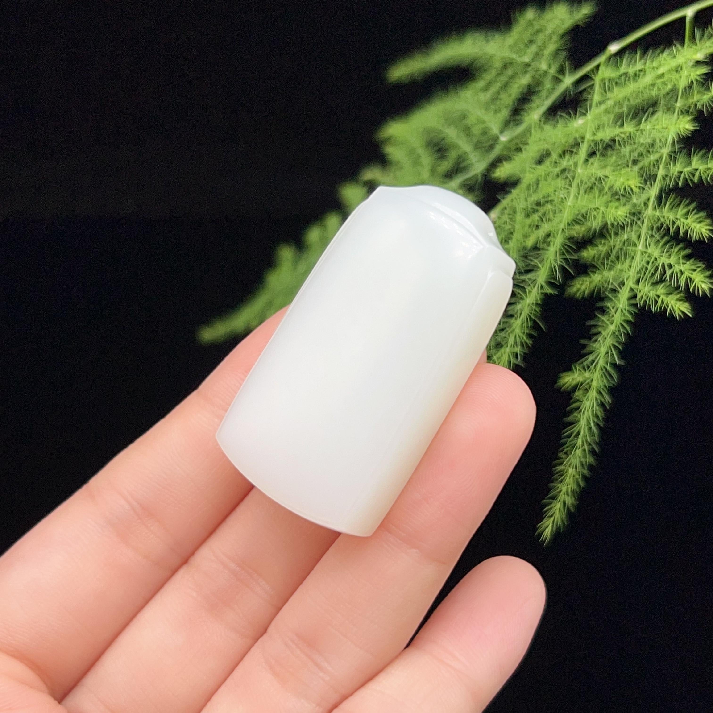 和田玉羊脂白玉平安无事牌（25.8g）