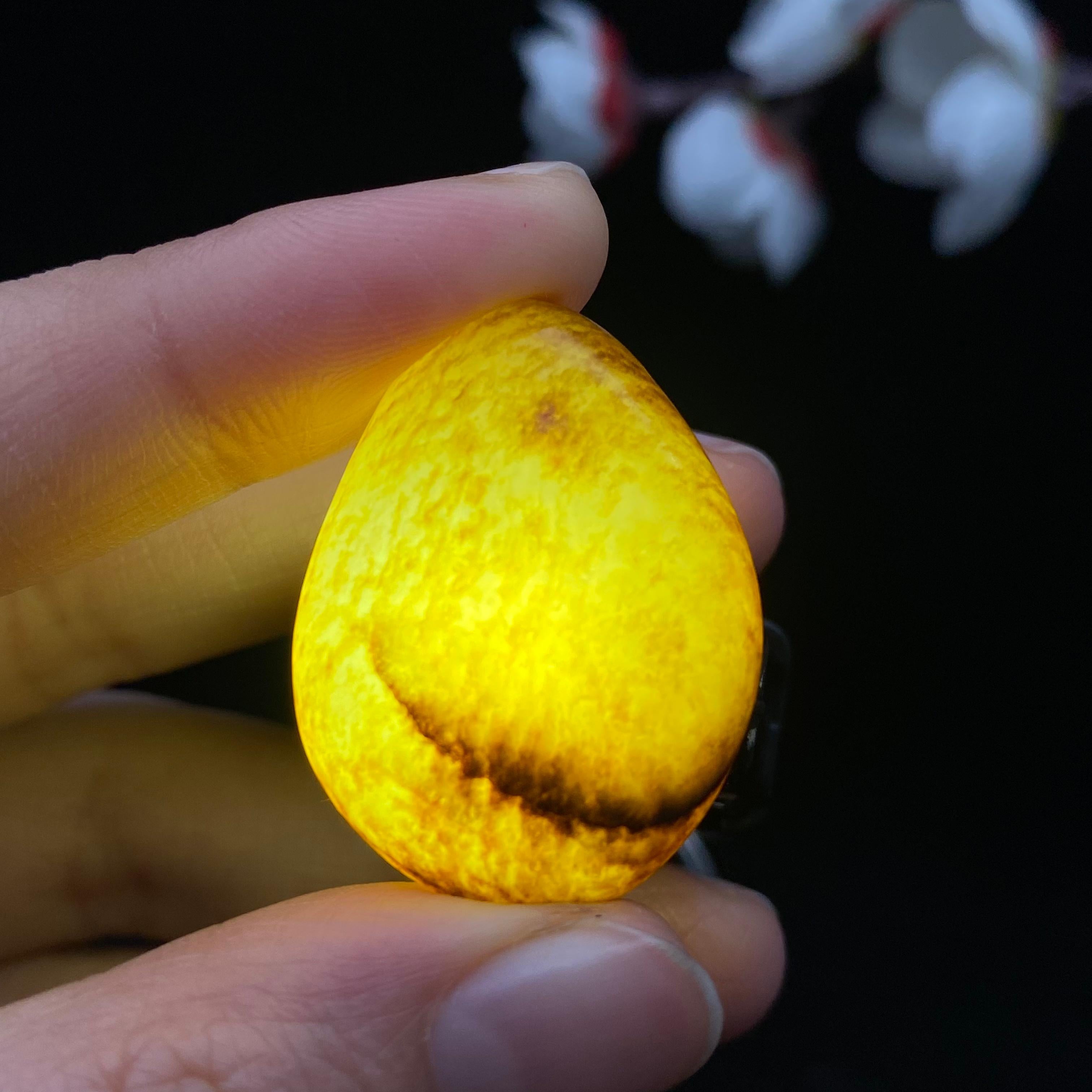 和田玉洒金皮籽料（10.2g）