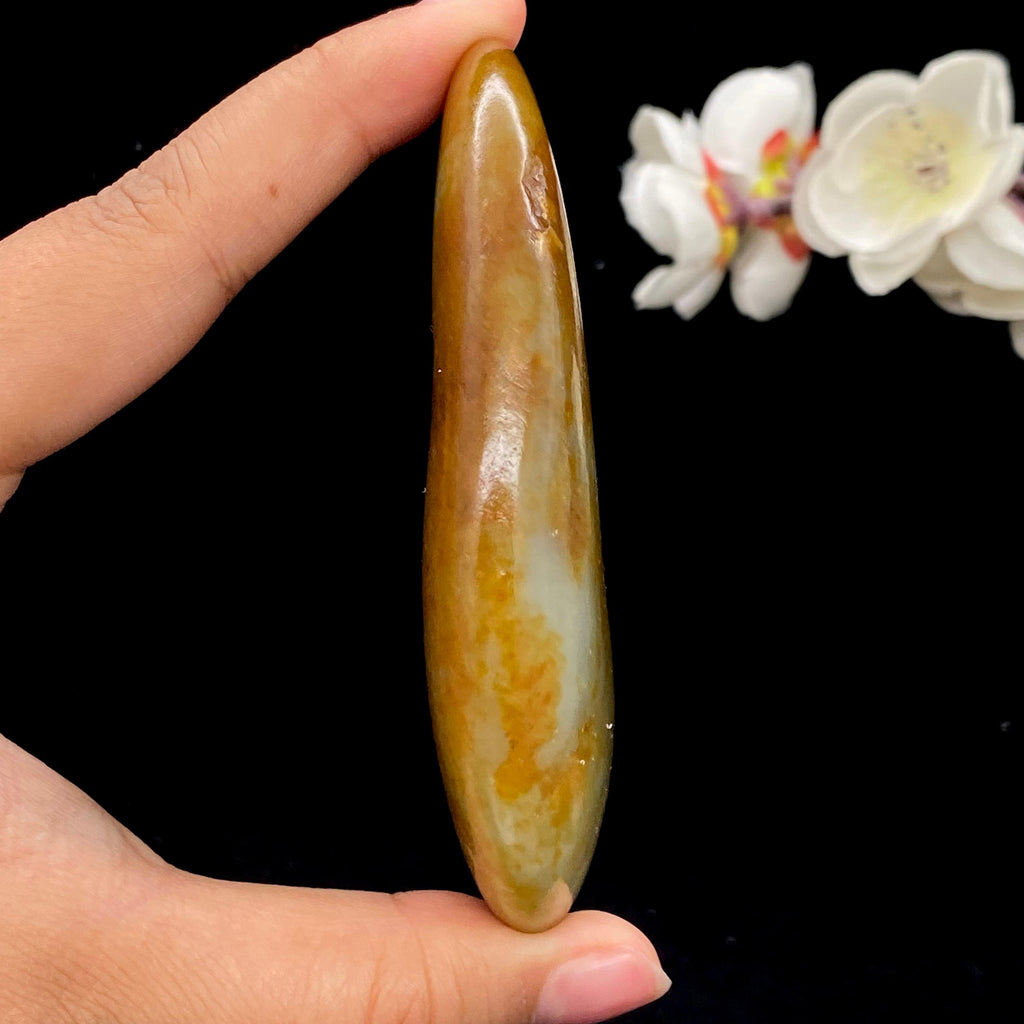 和田玉聚黄皮籽料手把件（153.7g）